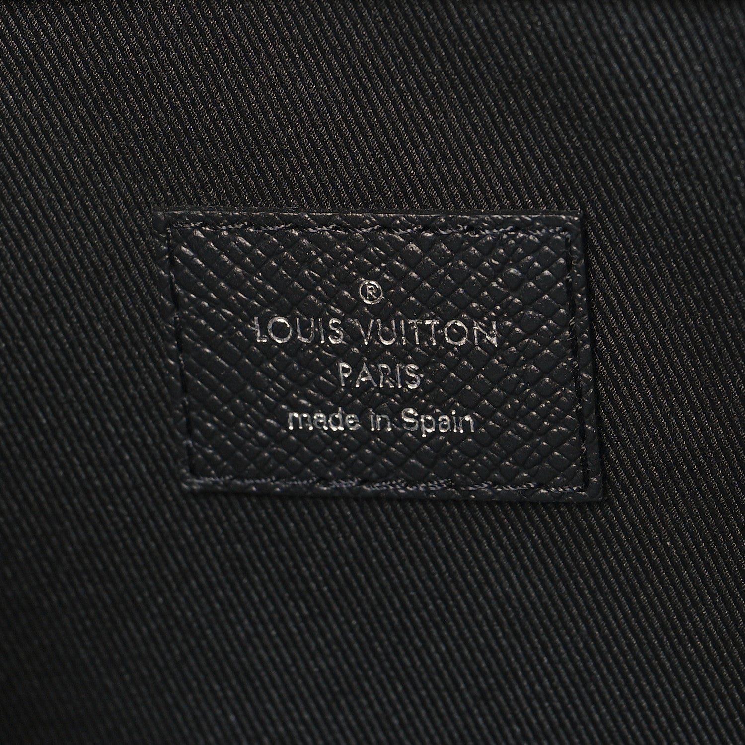 Louis Vuitton Monogram Eclipse Taigaramma Weekend Tote NM 5 of 8
