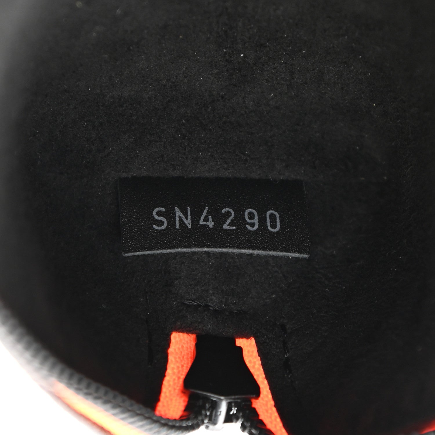 Louis Vuitton Monogram LV Friends Elizabeth Pouch 7 of 7