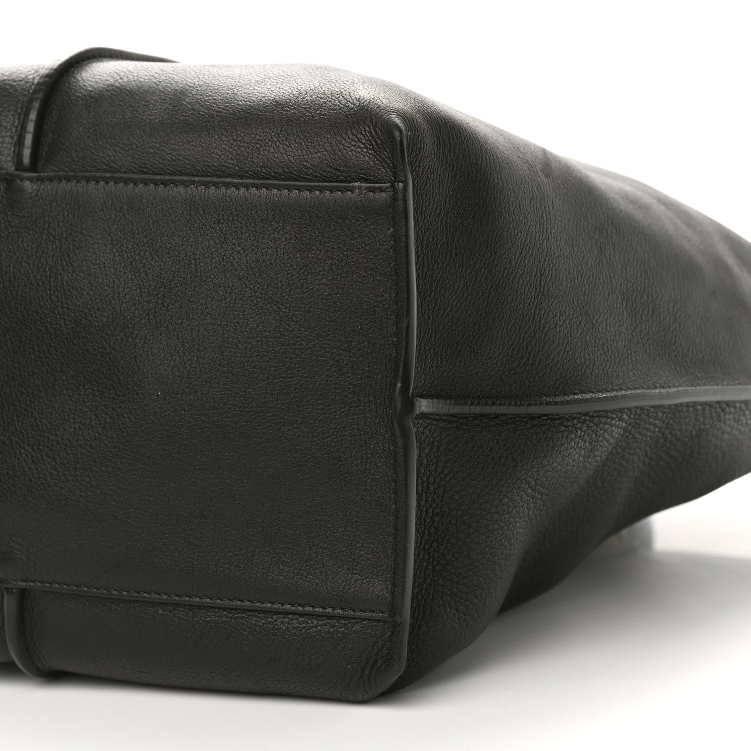 Chloe Smooth Calfskin Medium Vick Tote Black 9 of 10