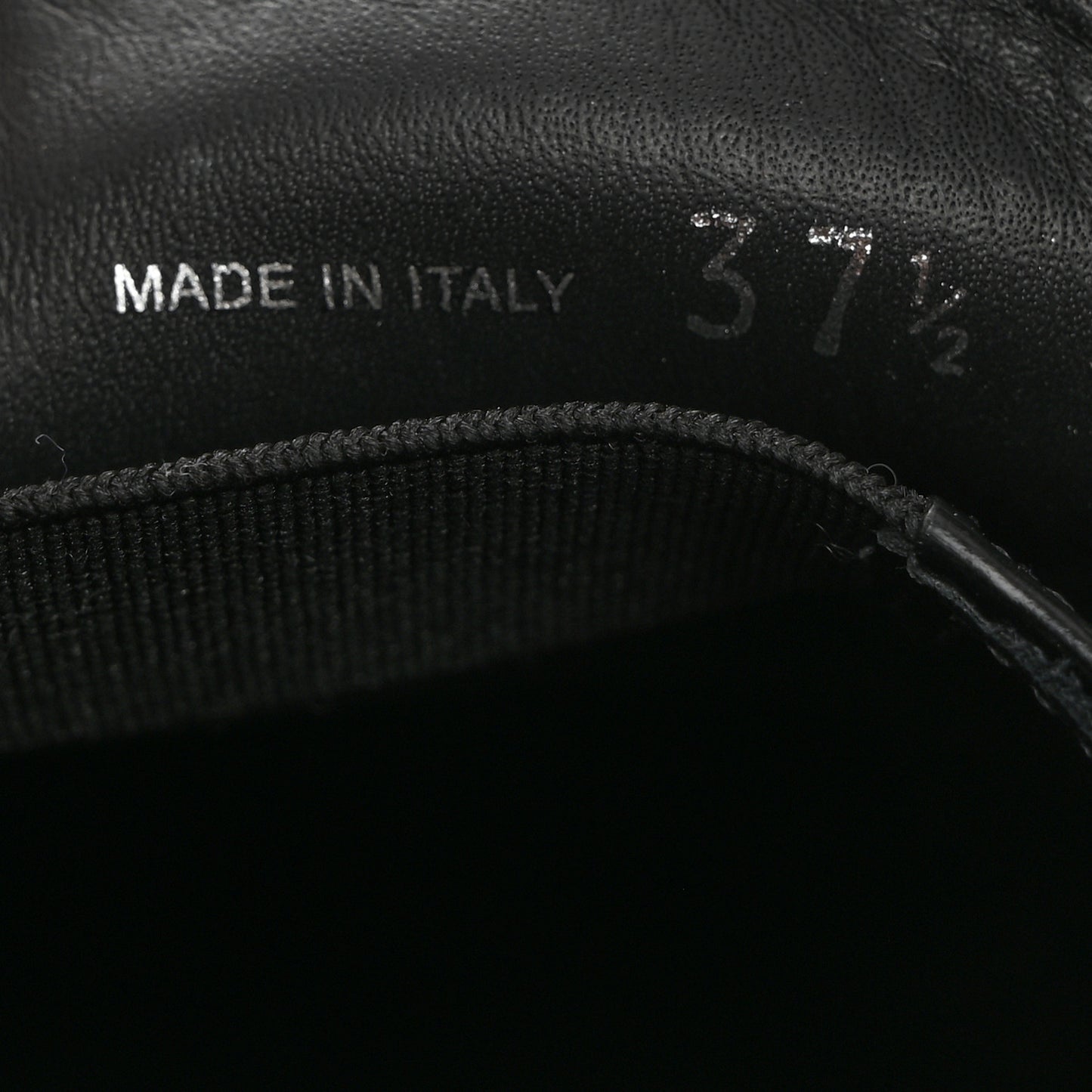 Spazzolato Metal Triangle Logo 50mm Loafers 37.5 Black