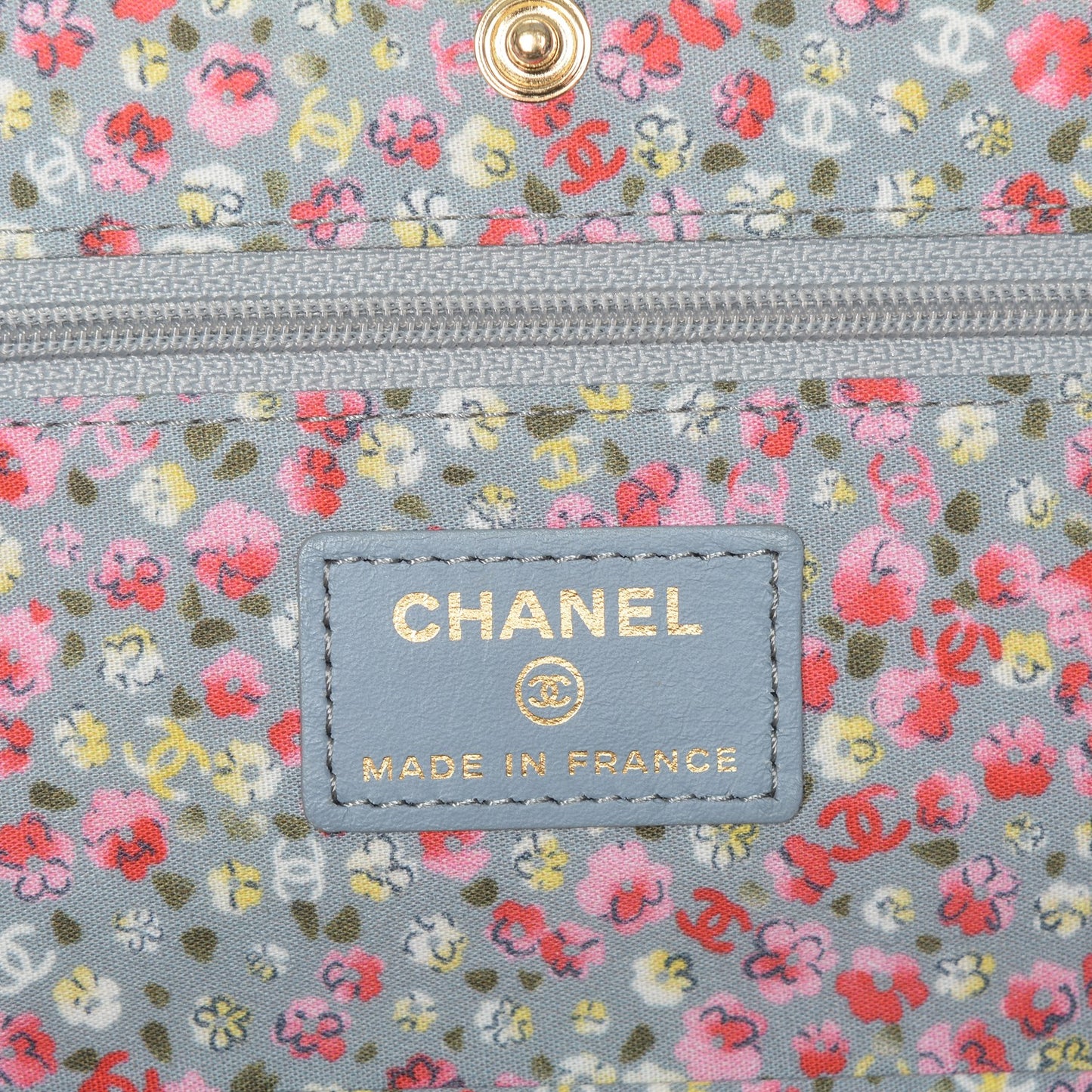 Canvas Quilted Coco Cuba Charms Wallet On Chain WOC Khaki