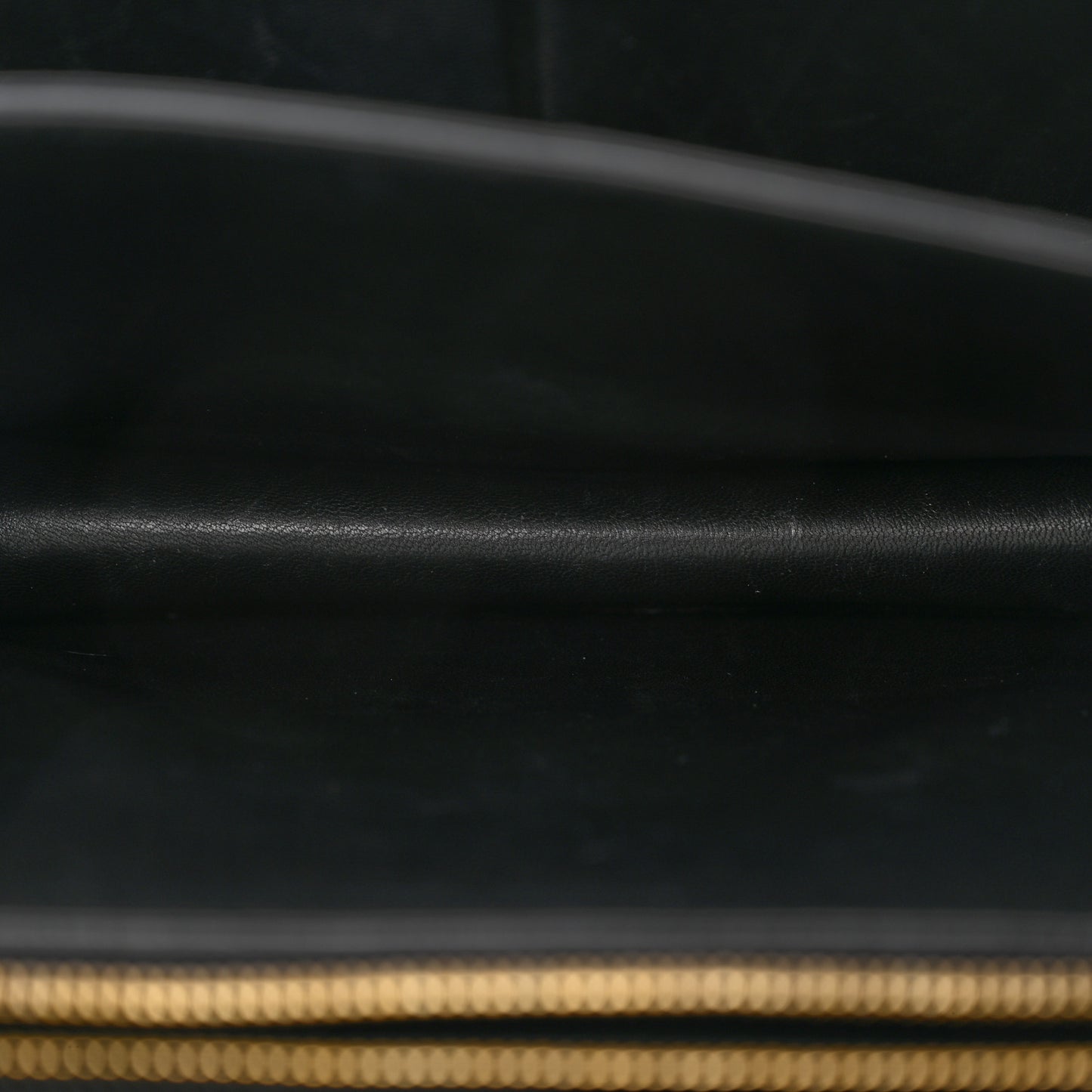 Box Calfskin Medium Classic Box Flap Bag Black