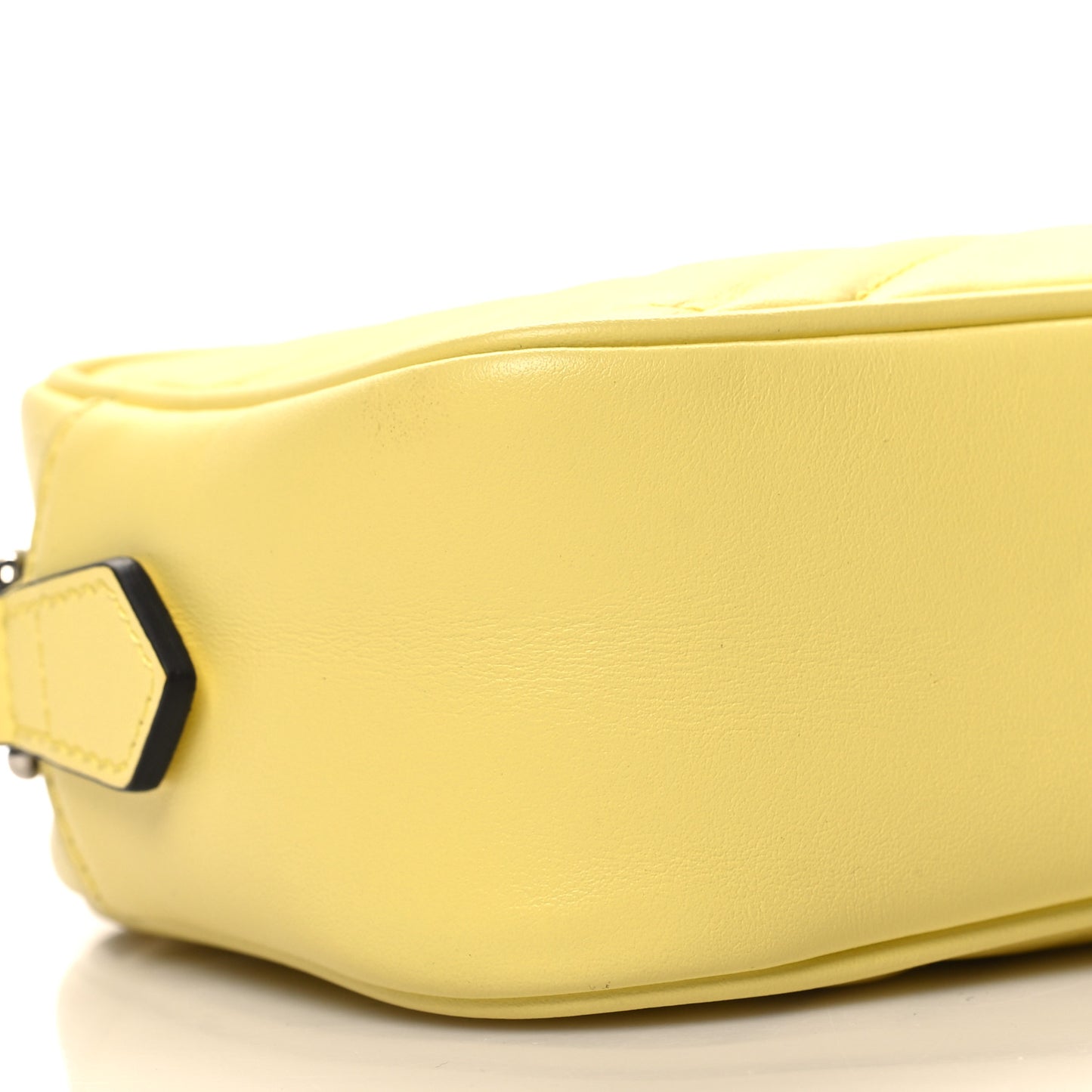 Calfskin Matelasse Mini GG Marmont Chain Shoulder Bag Banana