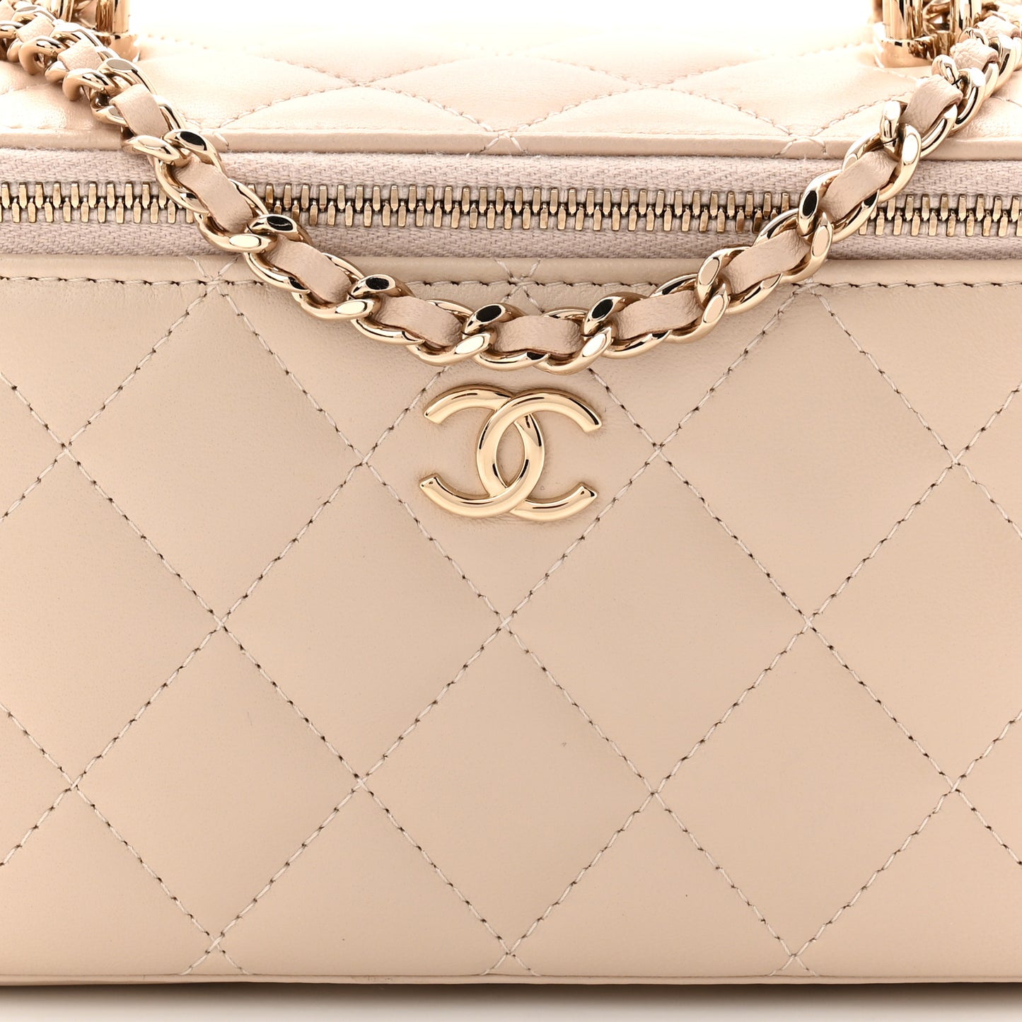 Lambskin Quilted Small Top Handle Vanity Case With Chain Ecru Dark Beige