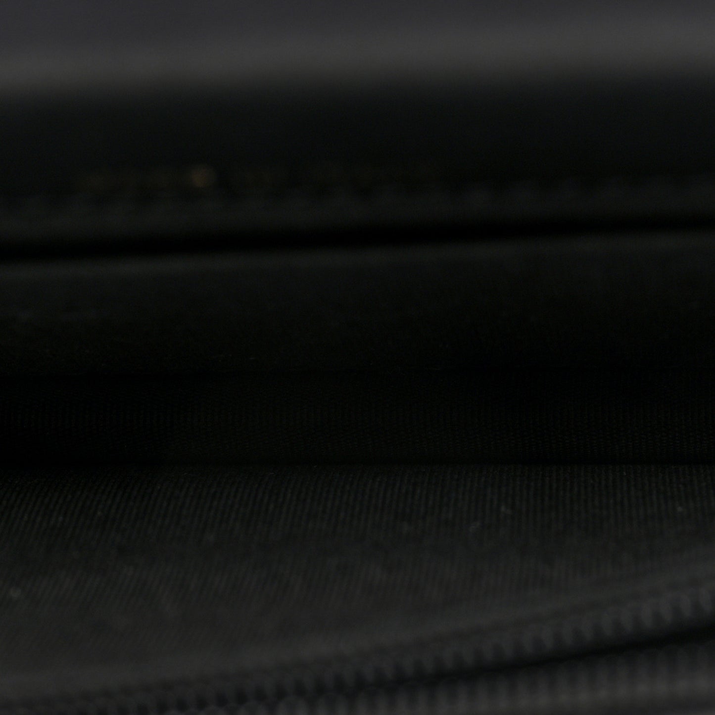 Calfskin Quilted Maxi Pearls Clutch With Chain Black