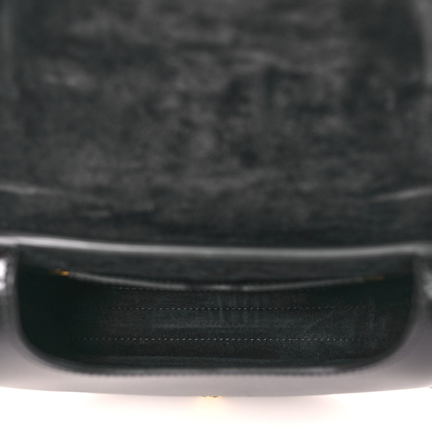 Box Calfskin Small Bobby Flap Black