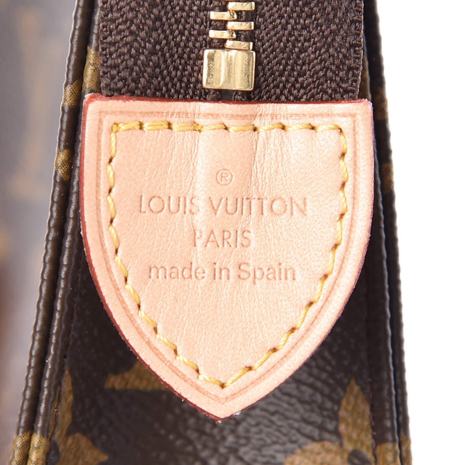 Louis Vuitton Monogram Toiletry Pouch 15 6 of 9