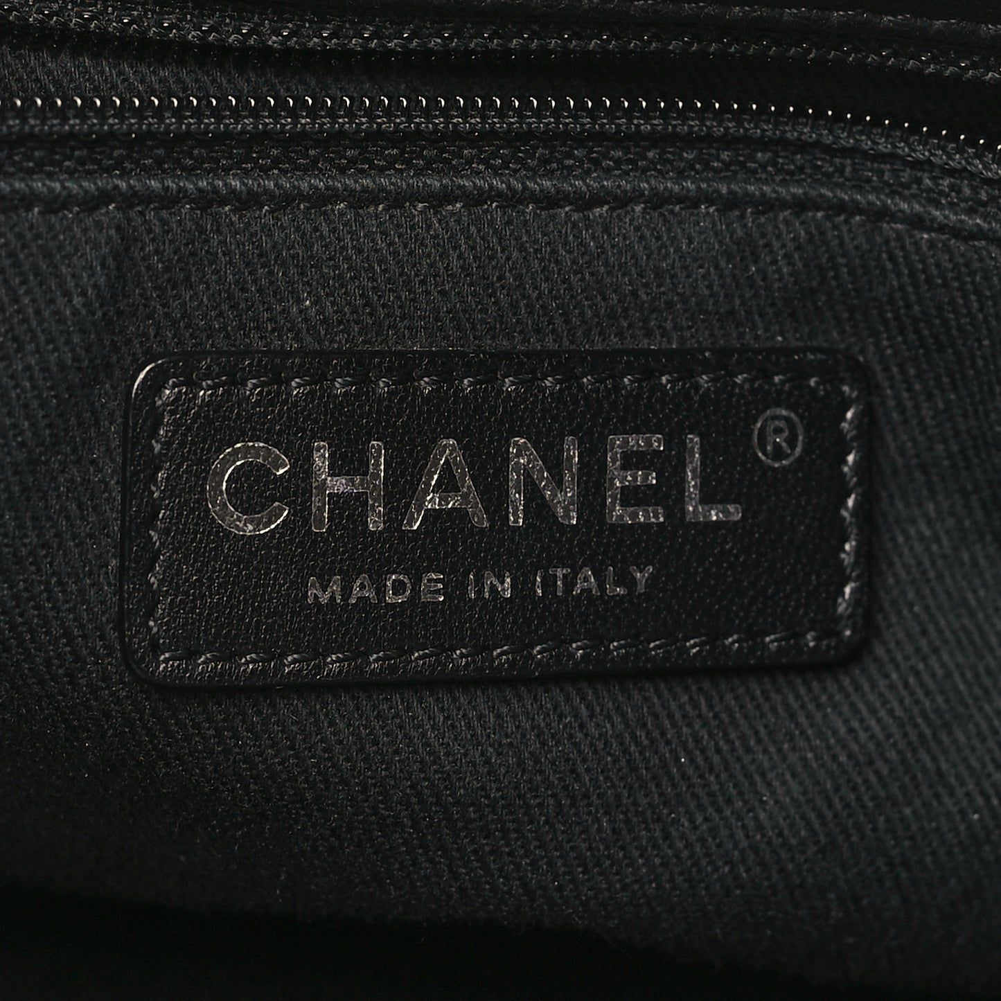 Calfskin Coco Curve Tote Black