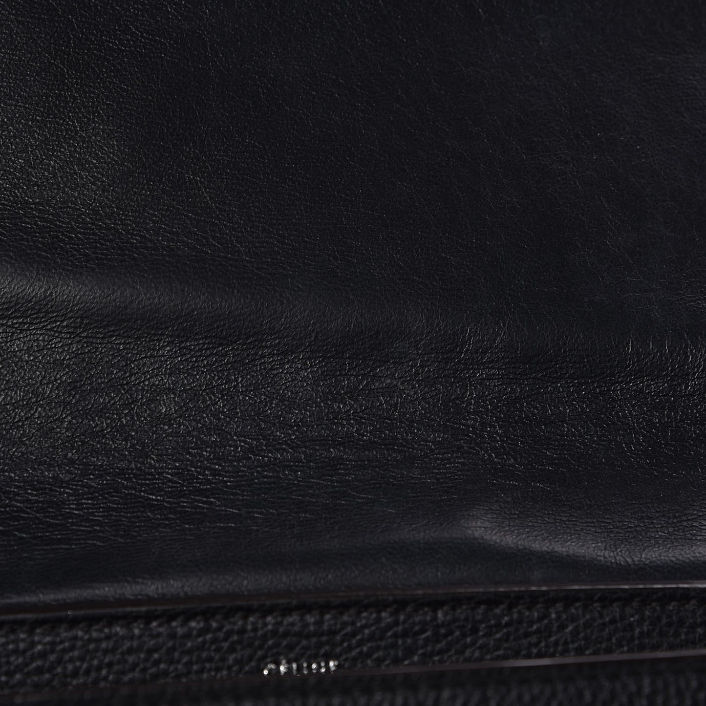 Drummed Calfskin Suede Medium Trapeze Black