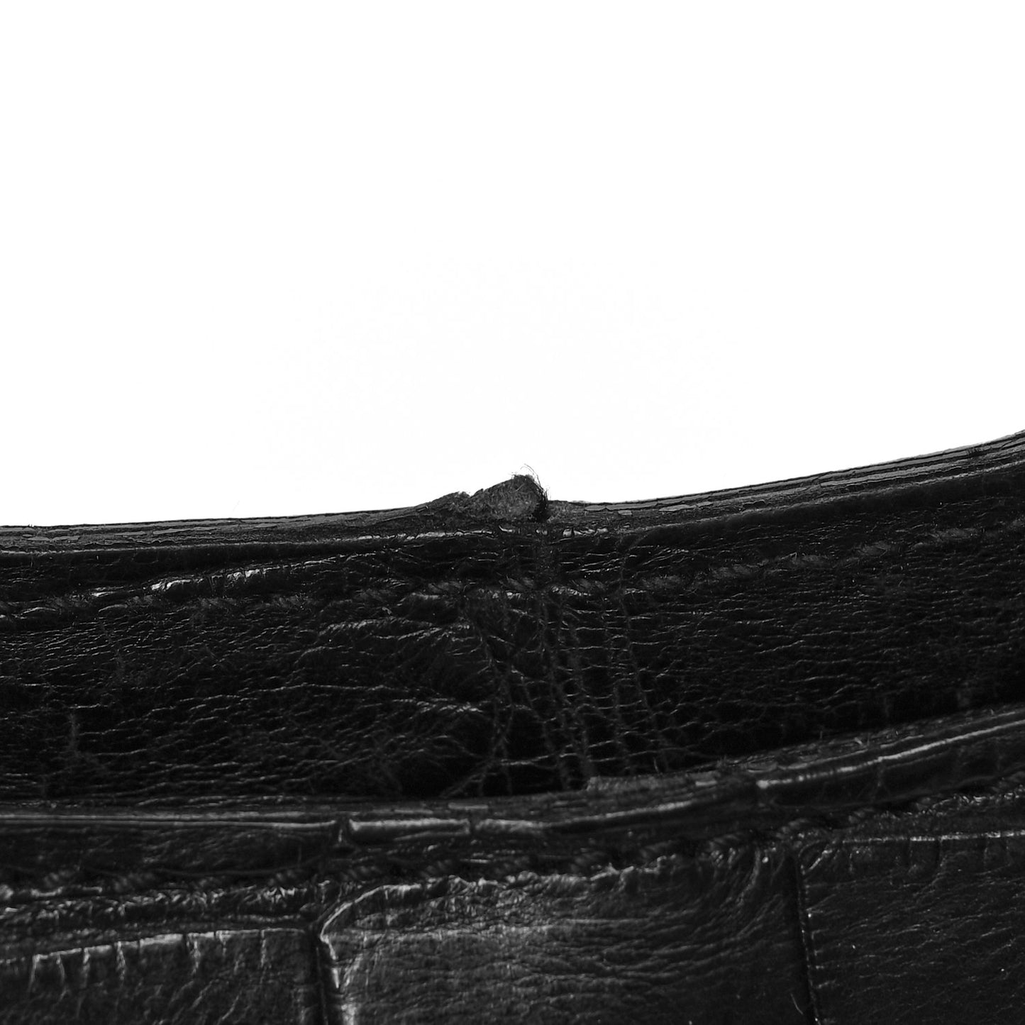 Crocodile City Black