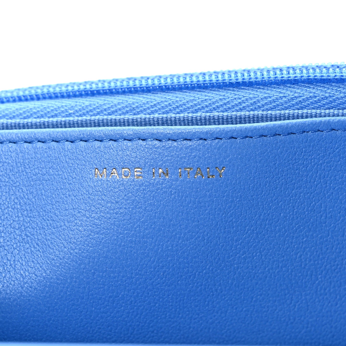 Caviar Quilted Sweetheart Wallet On Chain WOC Blue