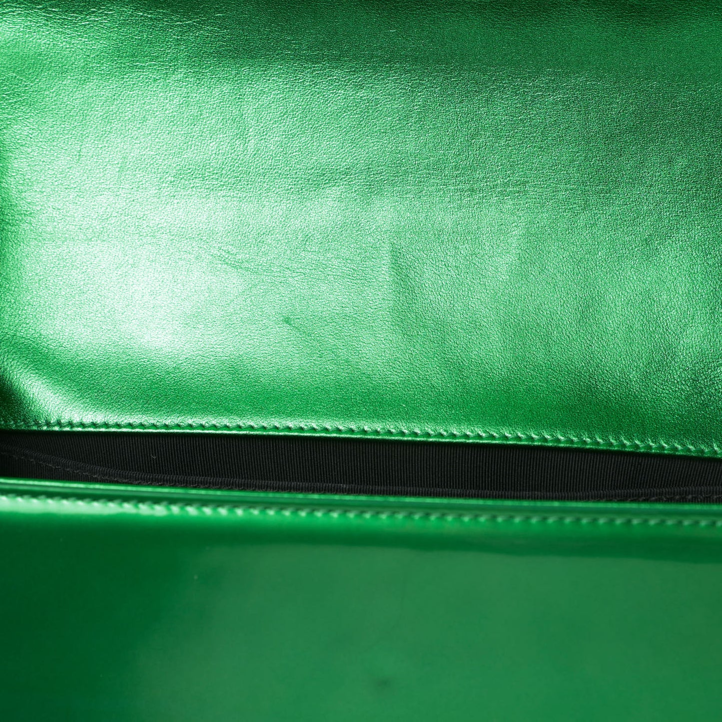 Metallic Patent Calfskin Quilted Medium Boy Flap Green