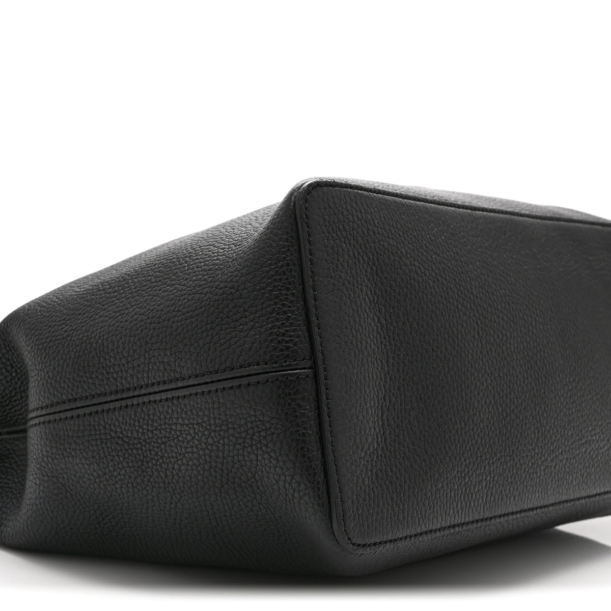 Pebbled Calfskin Large Soho Hobo Black