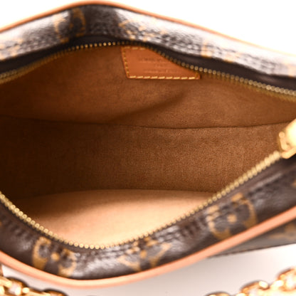 Louis Vuitton Monogram Loop 5 of 9