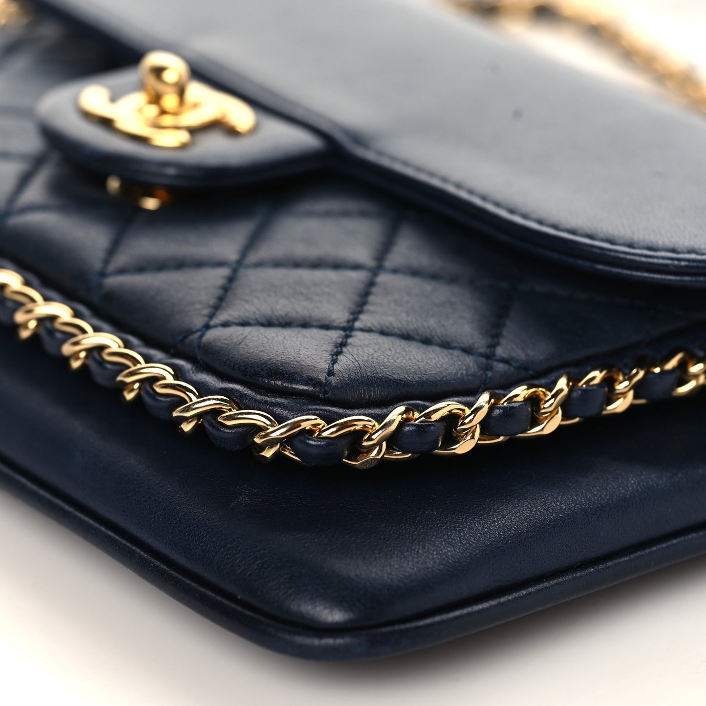 Lambskin Quilted CC Unchained Crossbody Navy