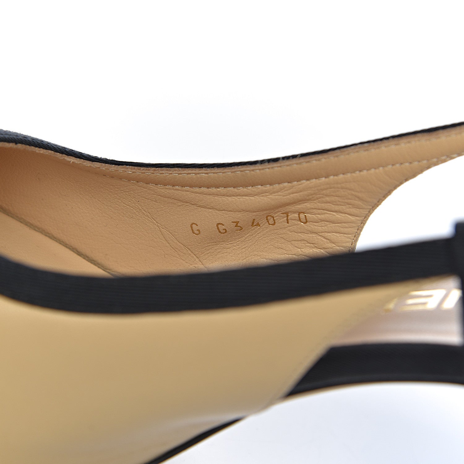 Chanel Lambskin Grosgrain Cap Toe CC Slingback Pumps 39.5 Beige Black 7 of 9