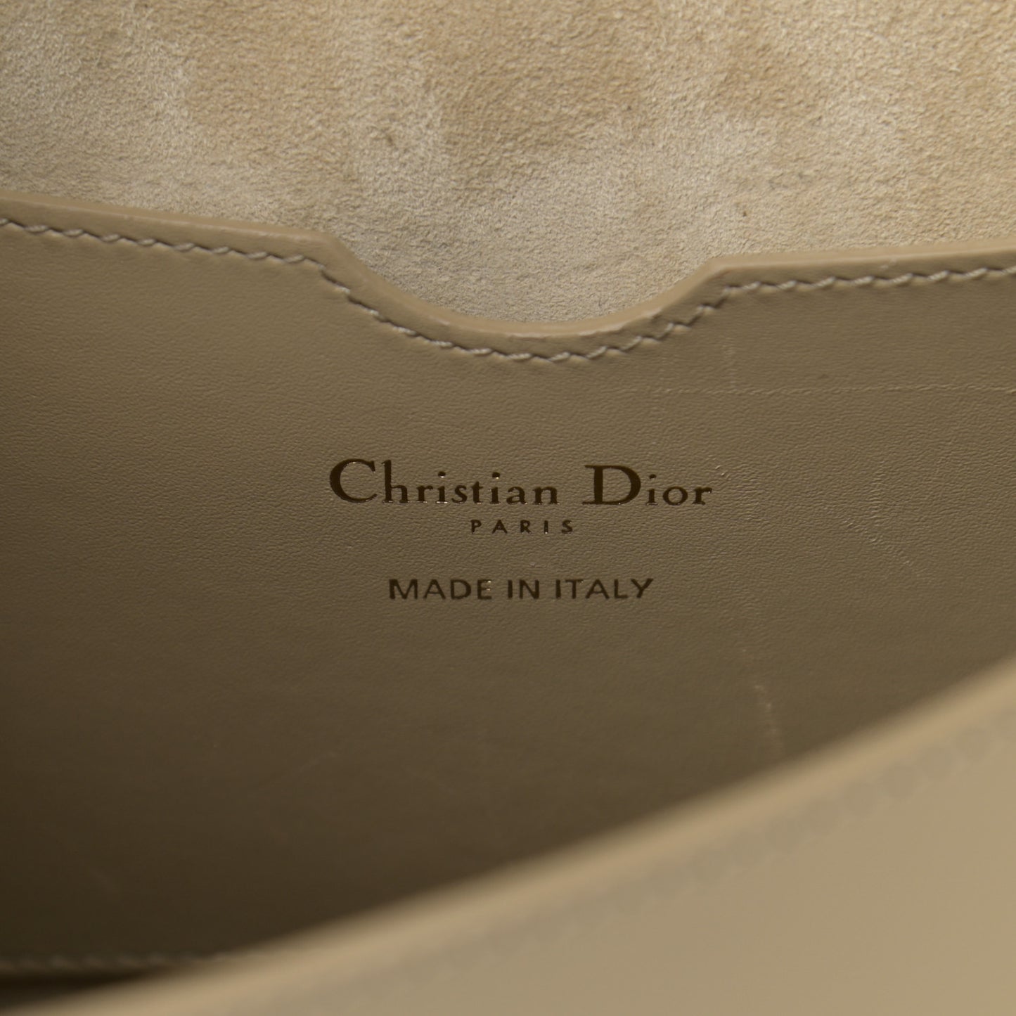 Box Calfskin Large Bobby Flap Beige