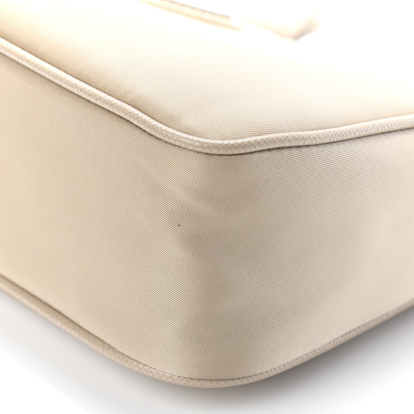 Nylon Re-Edition 2005 Shoulder Bag Deserto