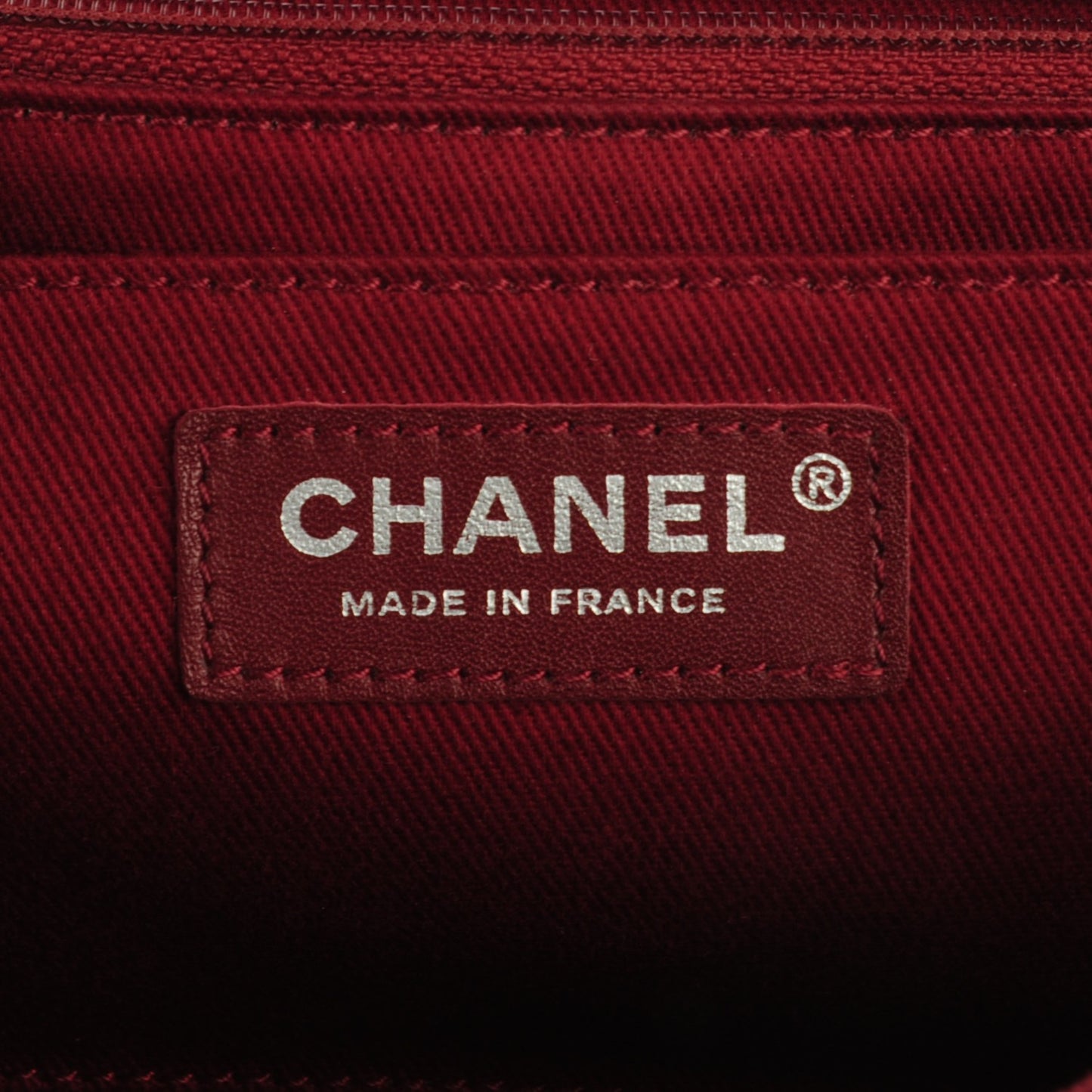 Caviar Medium Timeless CC Flap Black