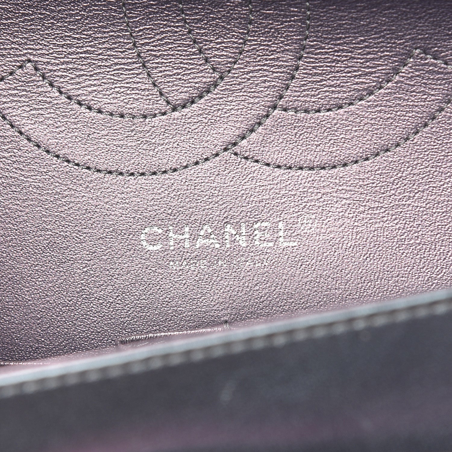 Chanel Iridescent Lambskin Quilted 2.55 Reissue 226 Flap Light Purple 6 of 13