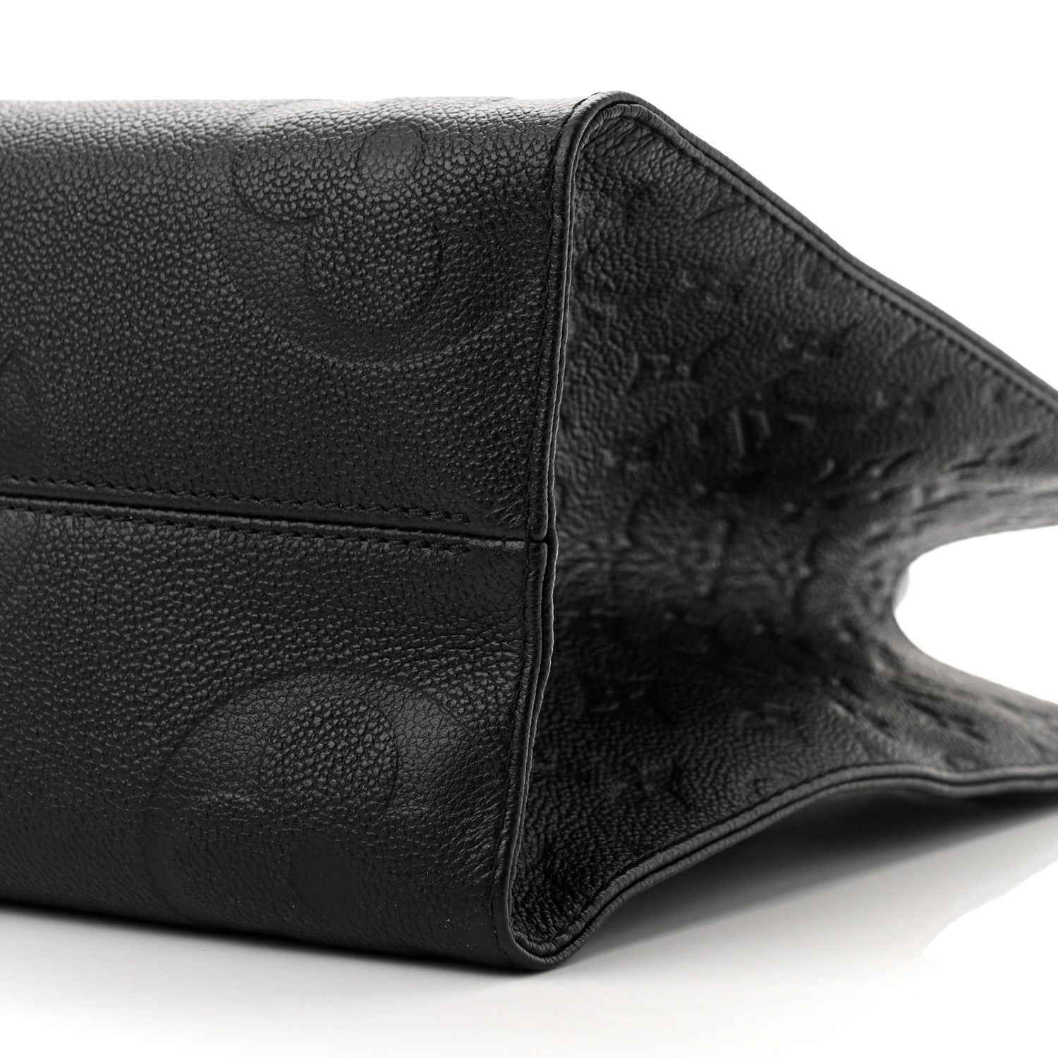 Louis Vuitton Empreinte Monogram Giant Onthego MM Black 9 of 9