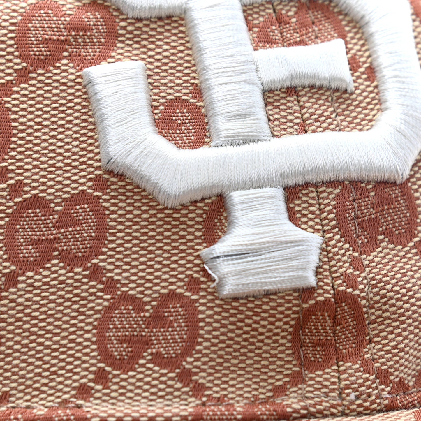 X MLB Monogram SF Giants Baseball Hat 55-59 Beige Ruggine