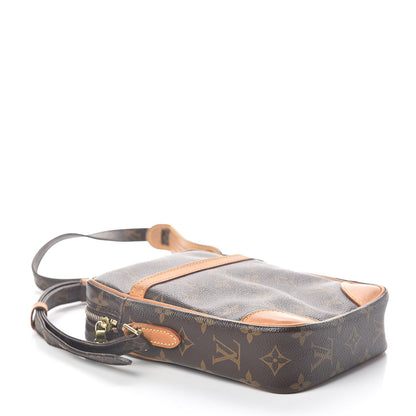 Louis Vuitton Monogram Danube 21 4 of 8