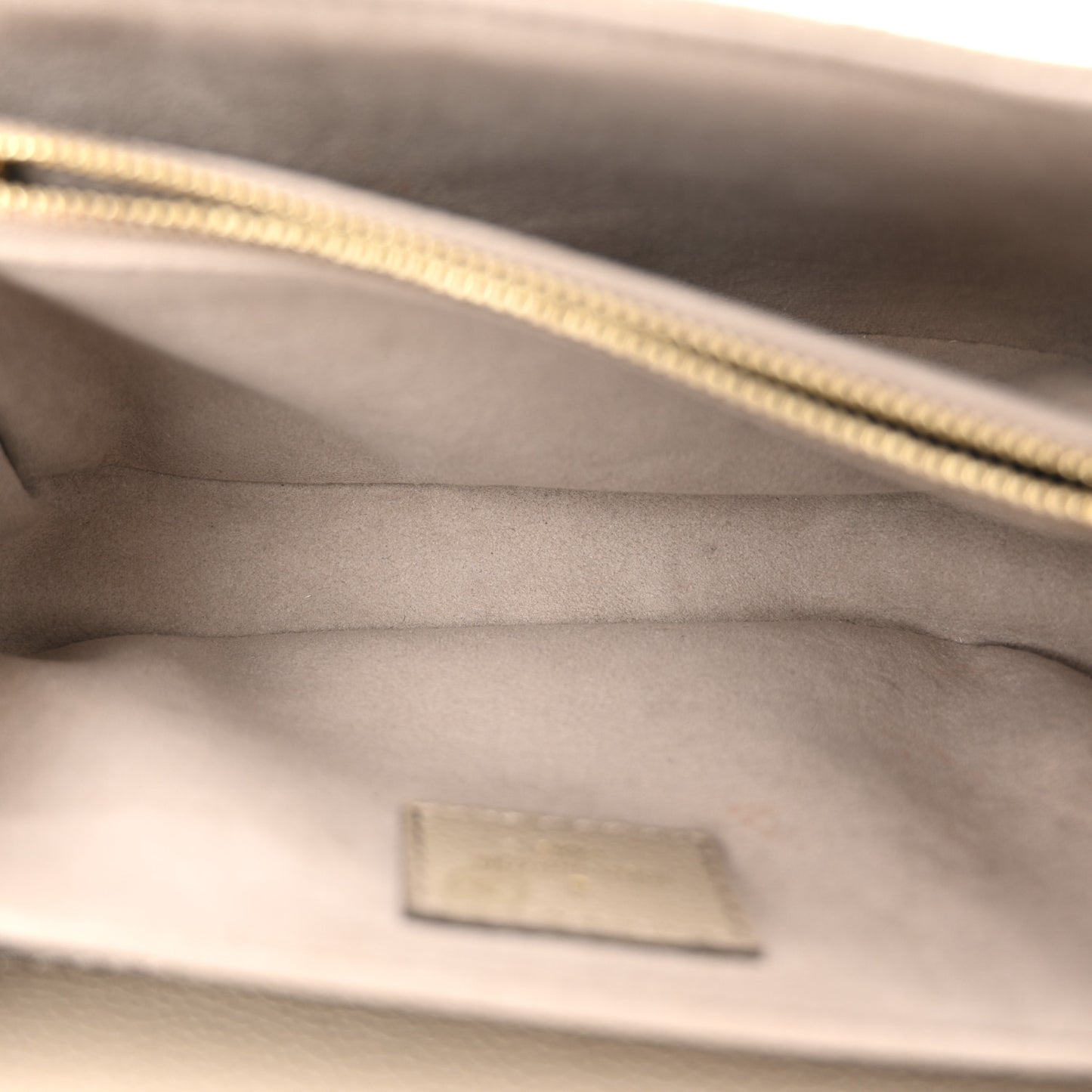 Empreinte Monogram Giant Pochette Metis East West Tourterelle Creme