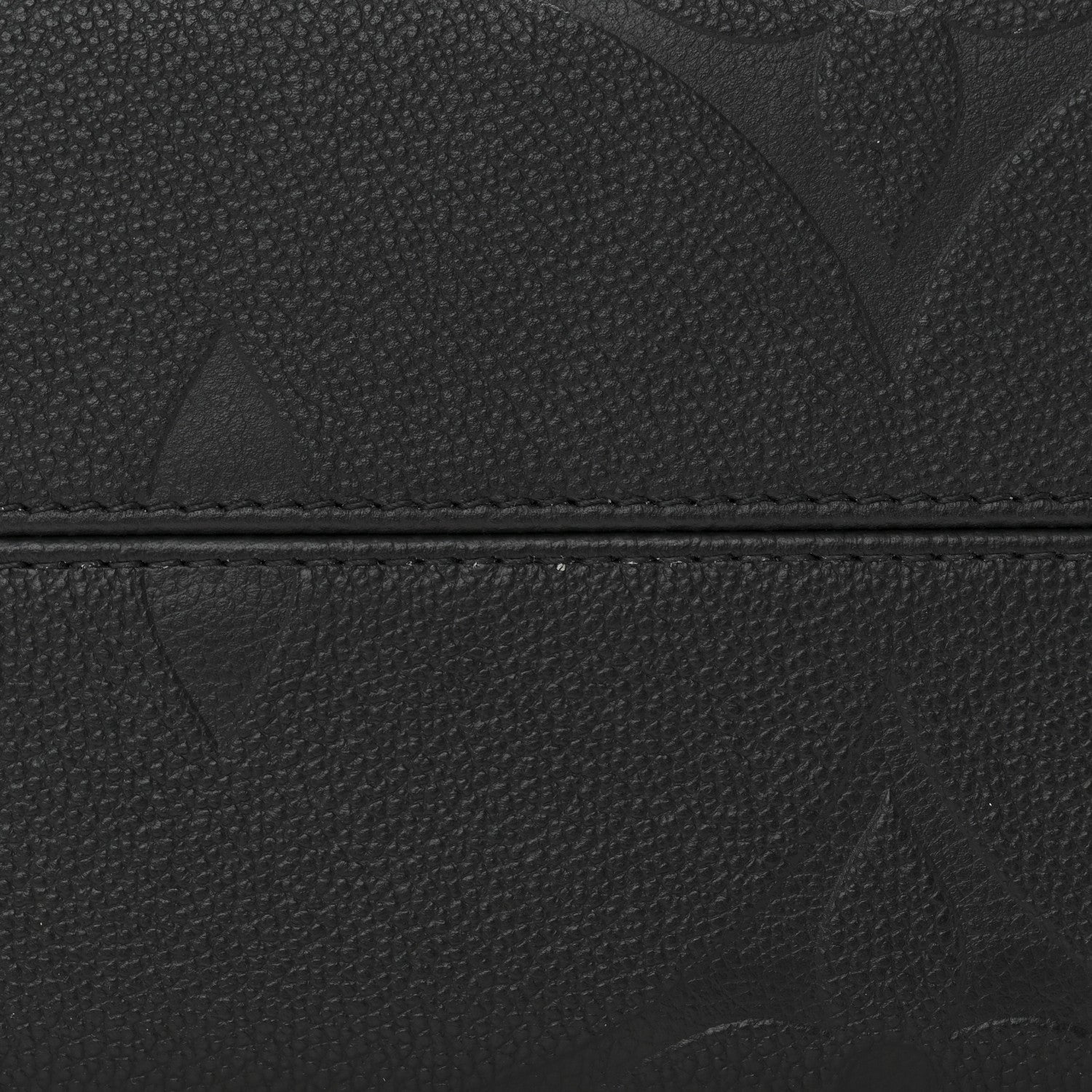 Louis Vuitton Empreinte Monogram Giant OnTheGo MM Black 10 of 10