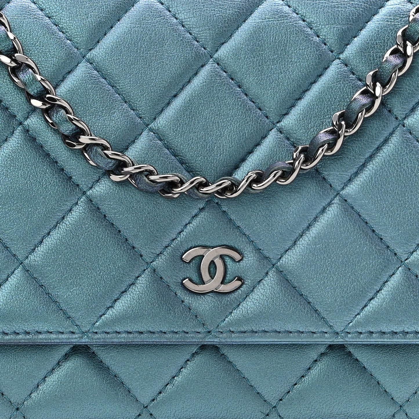 Metallic Lambskin Wallet On Chain WOC Turquoise