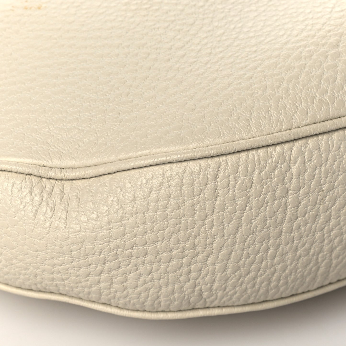 Pebbled Calfskin Bamboo Ring Hobo Ivory
