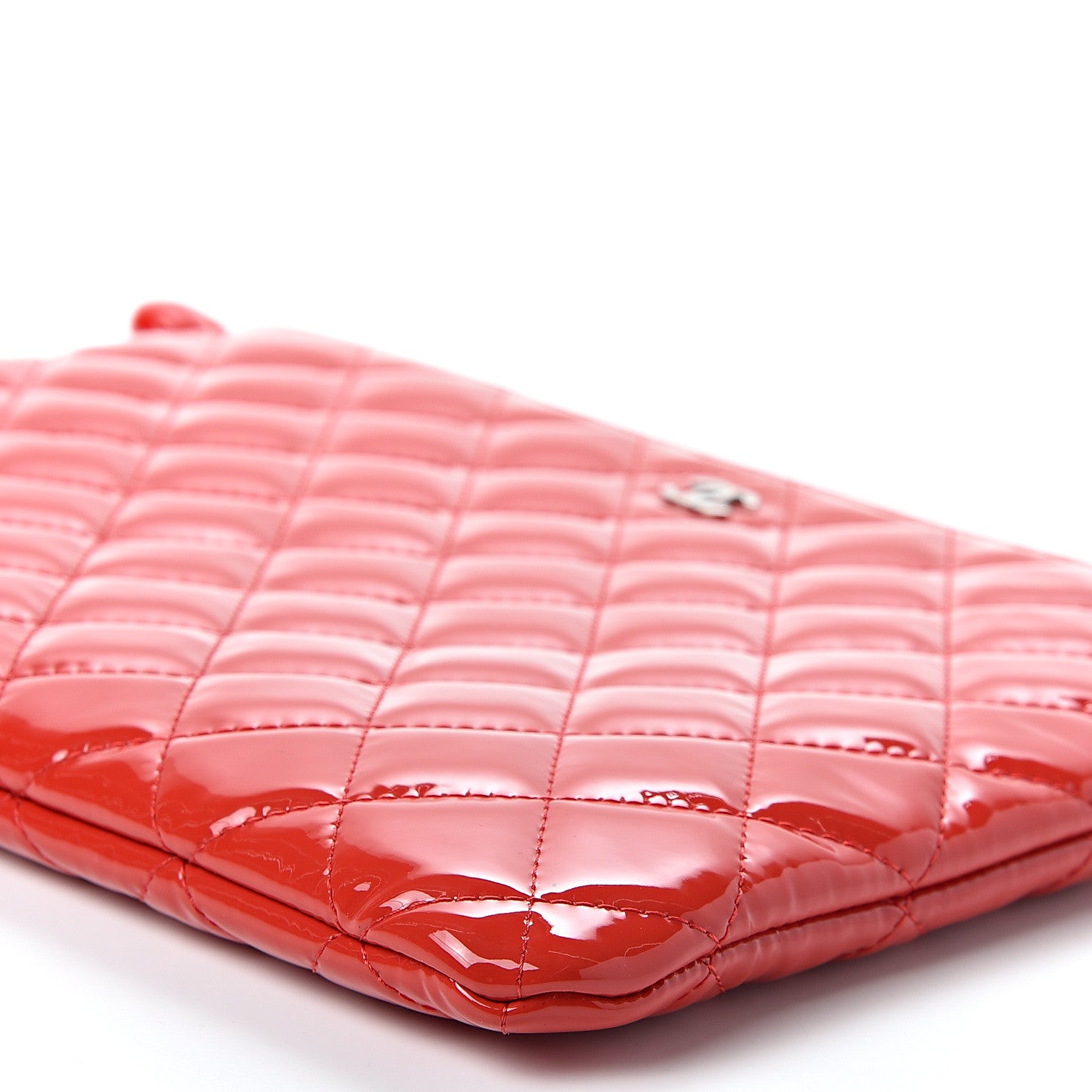 Chanel Patent Calfskin Quilted Valentine Hearts Medium O Cosmetic Case Red 7 of 8