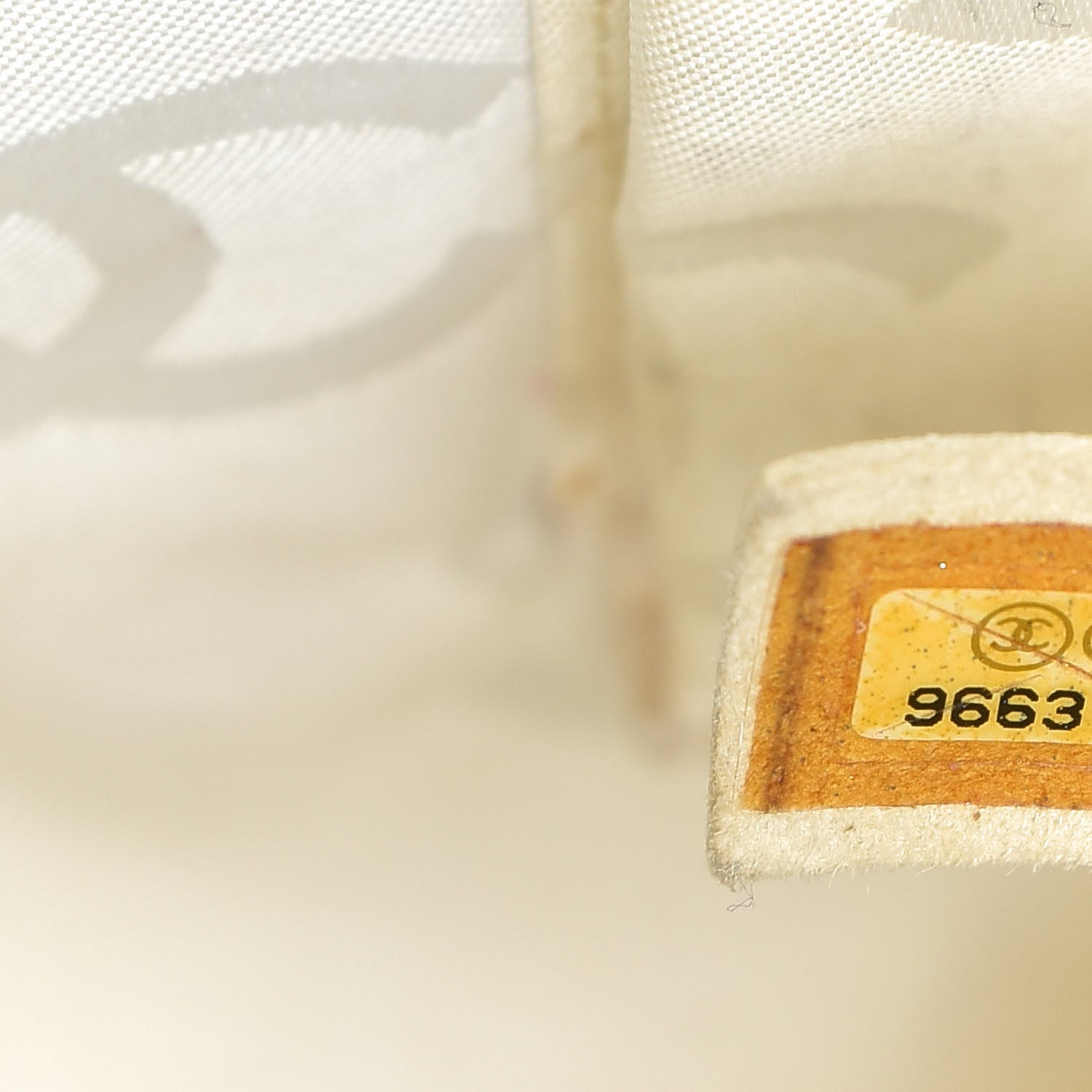 Chanel Caviar CC Tote Beige Clair 7 of 24