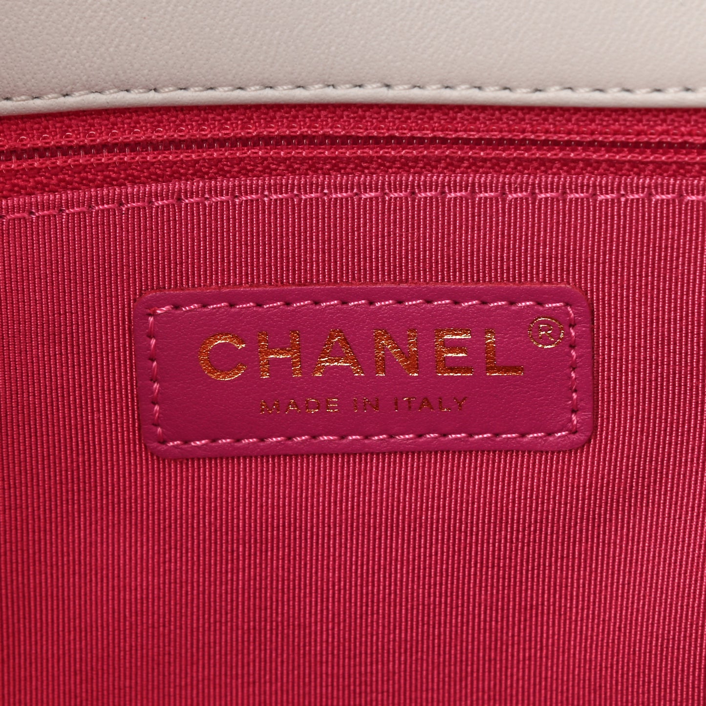 Lambskin Quilted Medium In The Loop Handle Flap Bag White