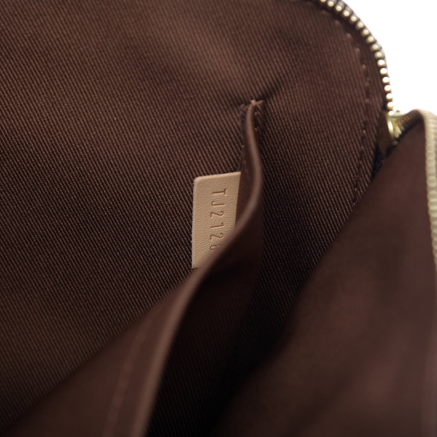 Monogram Etui Voyage MM Pouch