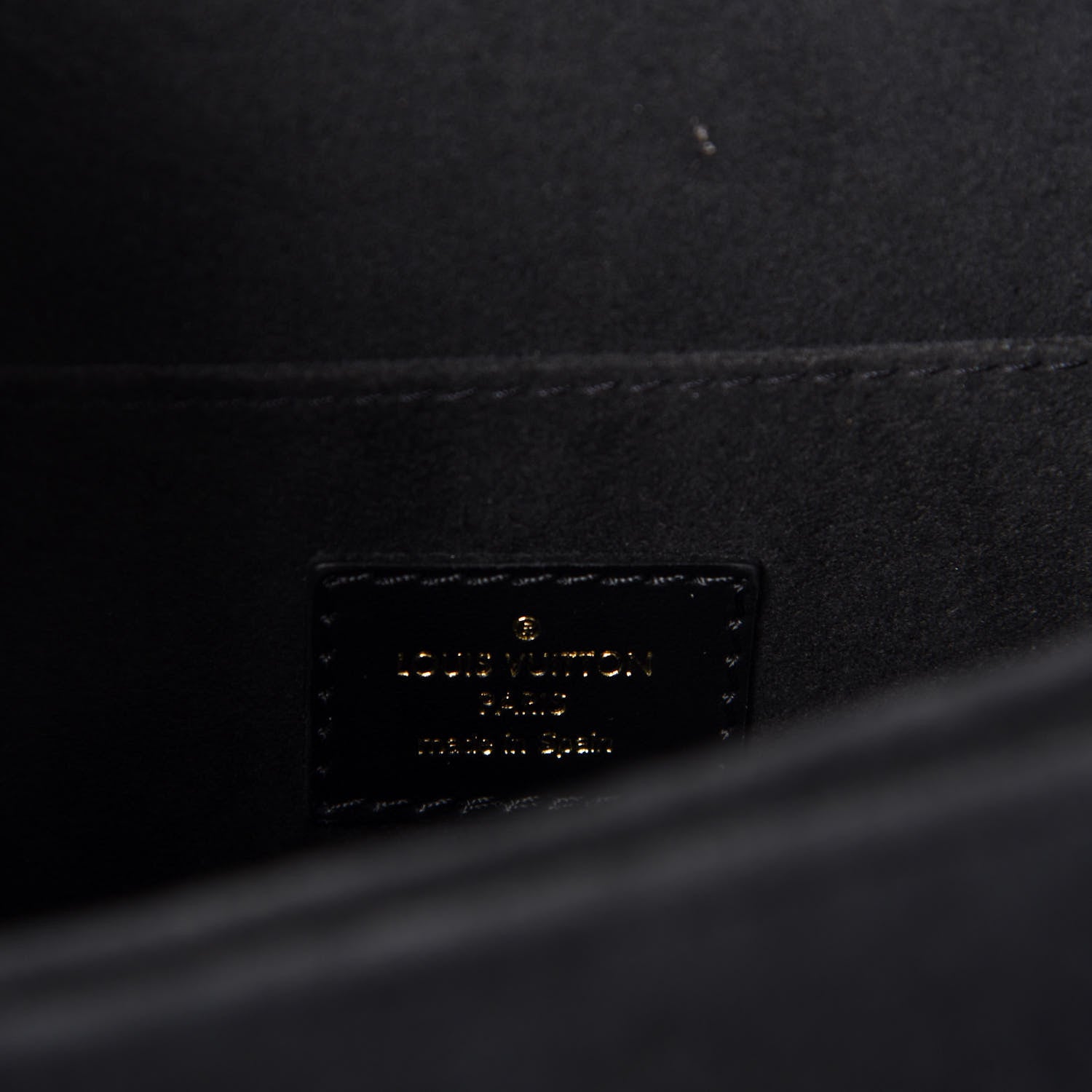 Louis Vuitton Epi Dauphine MM Black 8 of 9