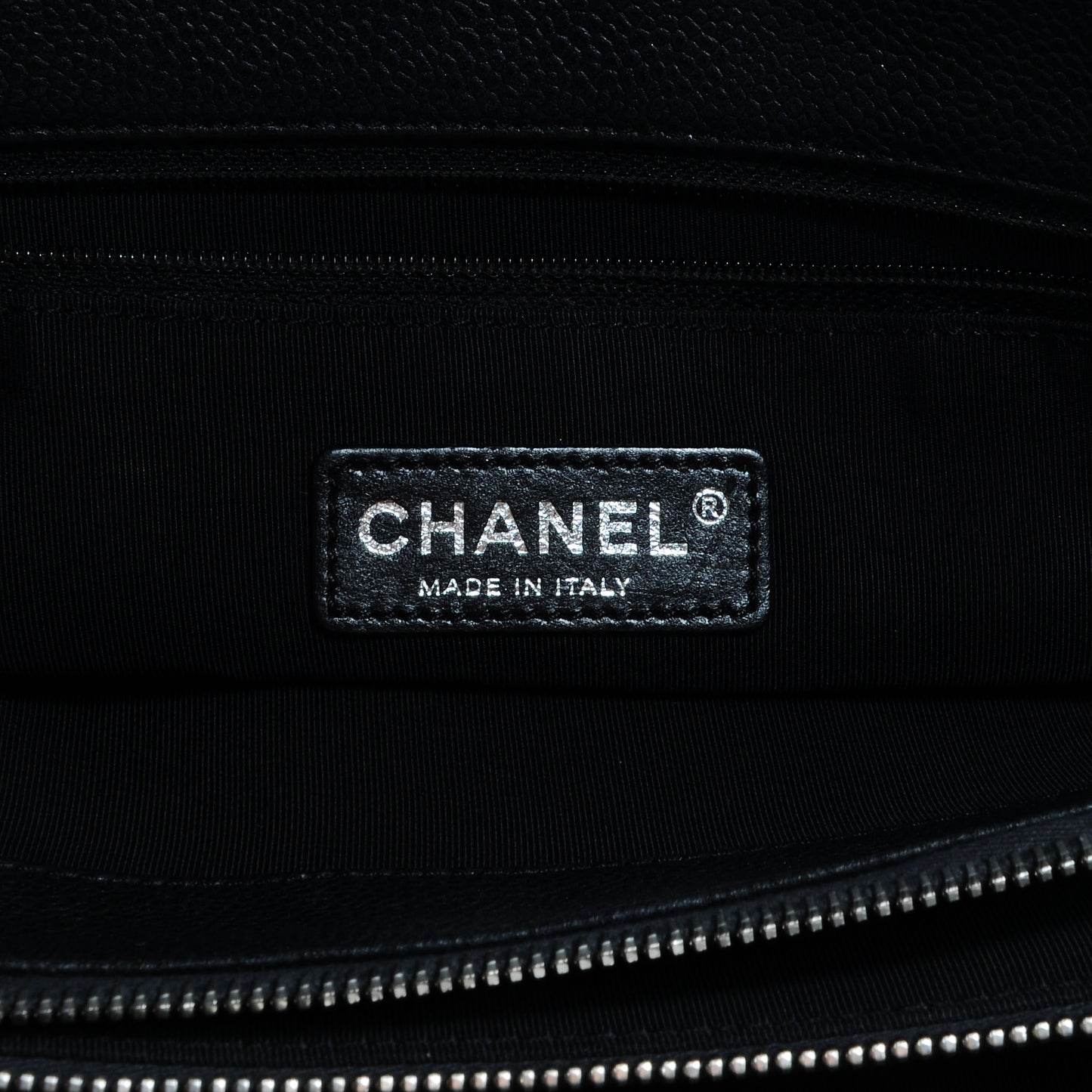 Caviar 31 Large Tote Black