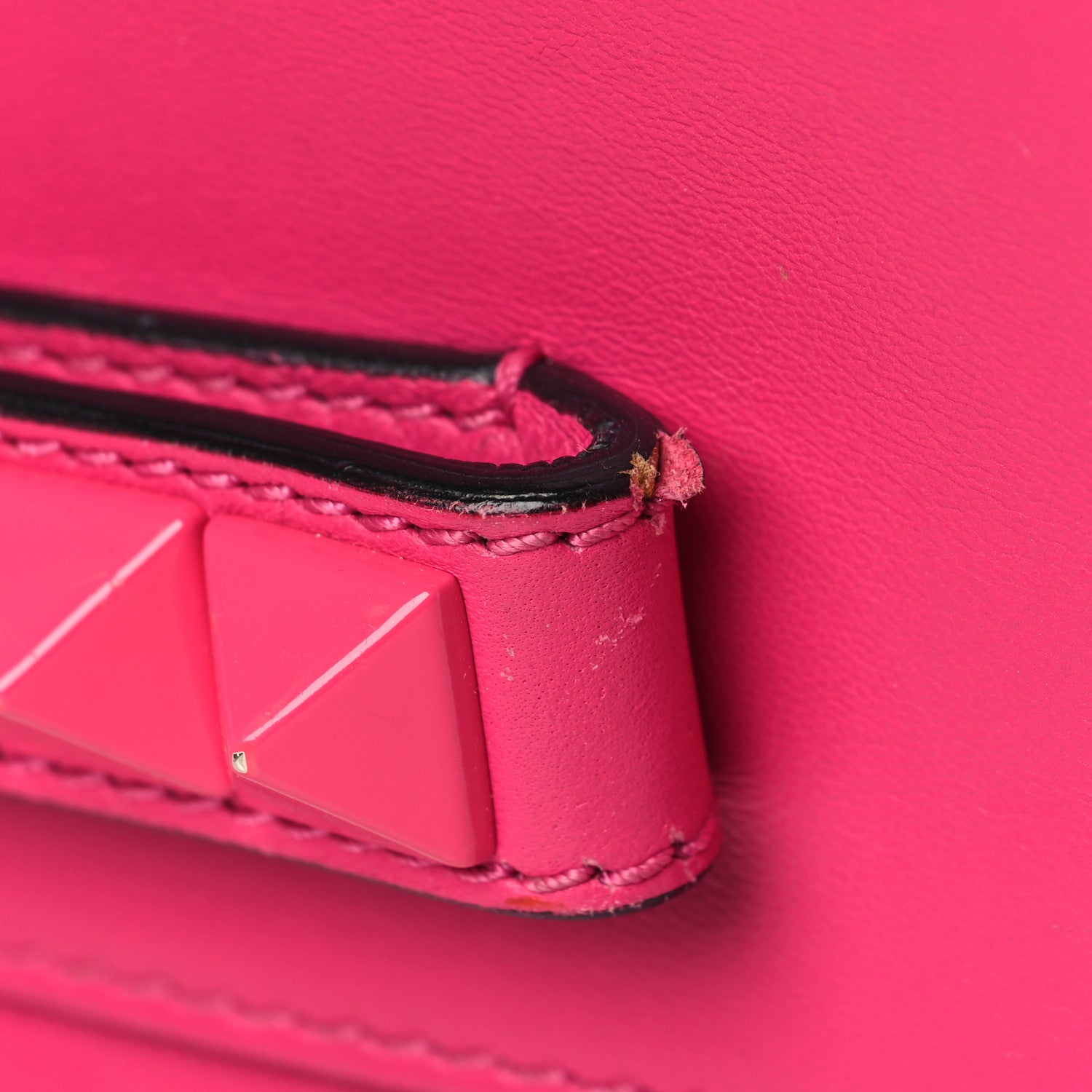Valentino Garavani Calfskin Va Va Voom Shoulder Bag Pop Fuxia 13 of 15