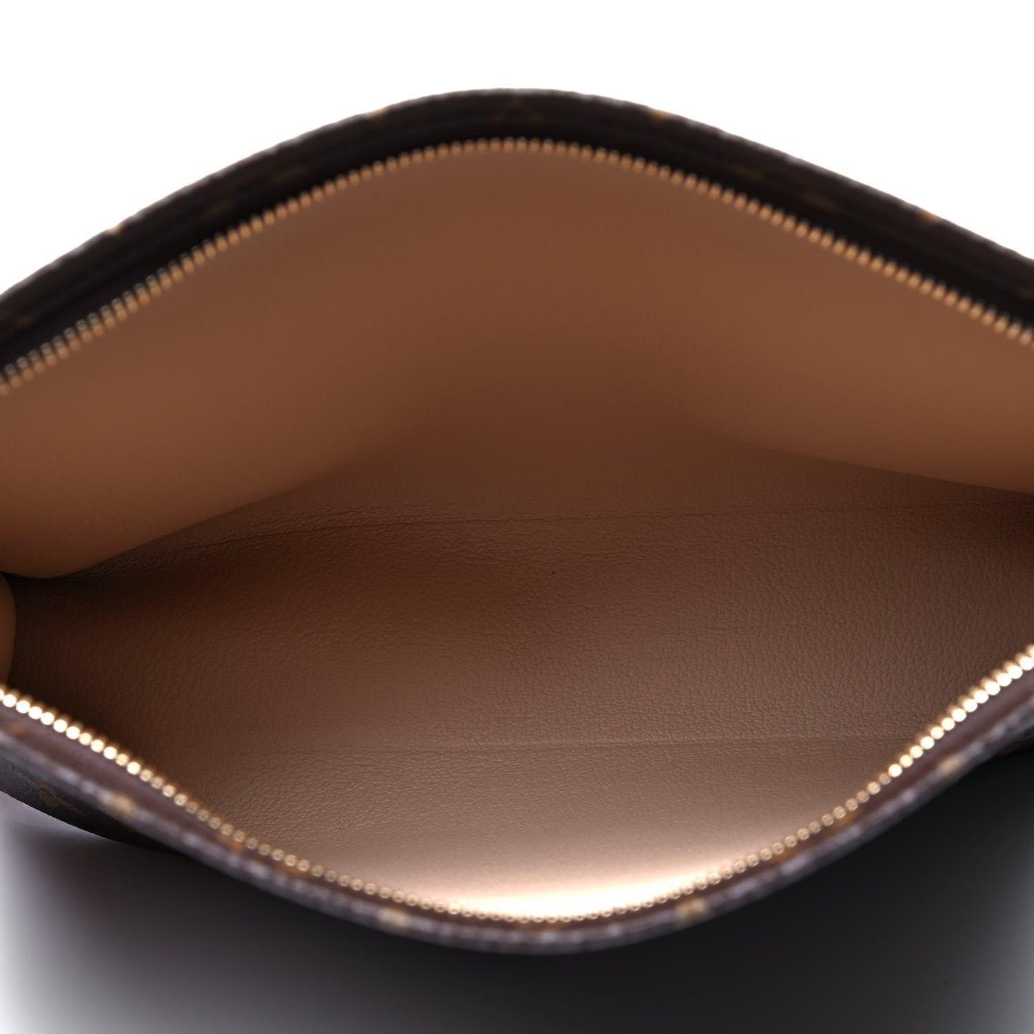 Louis Vuitton Monogram Toiletry Pouch 26 3 of 4