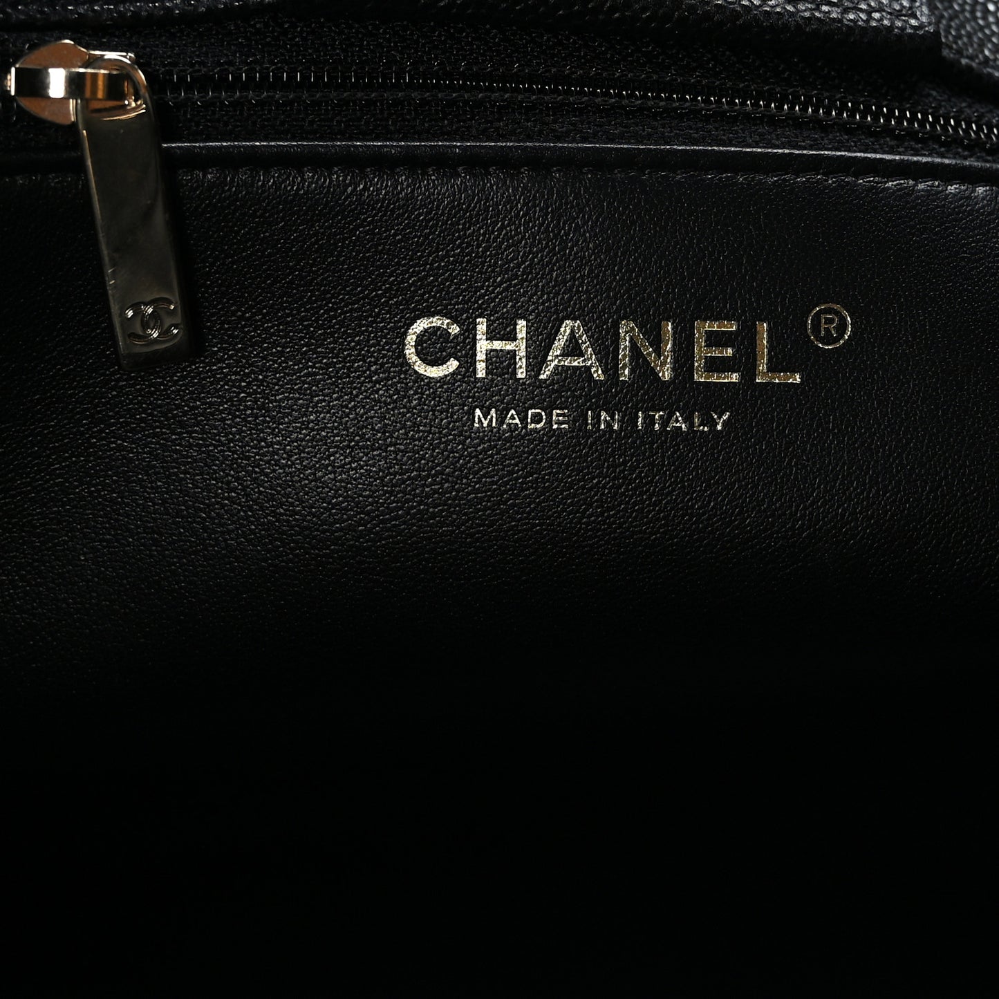 Caviar Quilted Large Shopping Tote Black