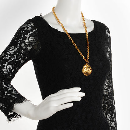 Chanel CC Necklace Gold 2 of 4