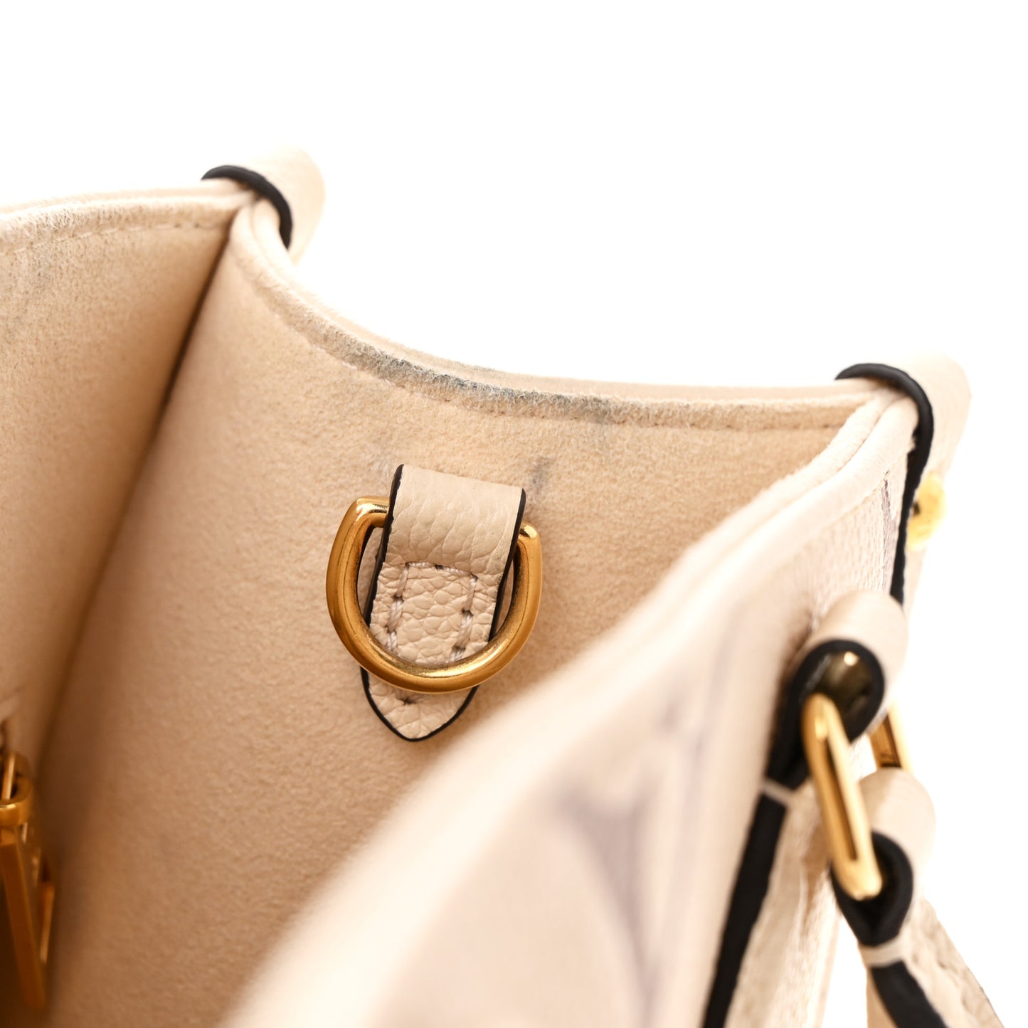 Empreinte Monogram Giant Onthego PM Creme Bois De Rose