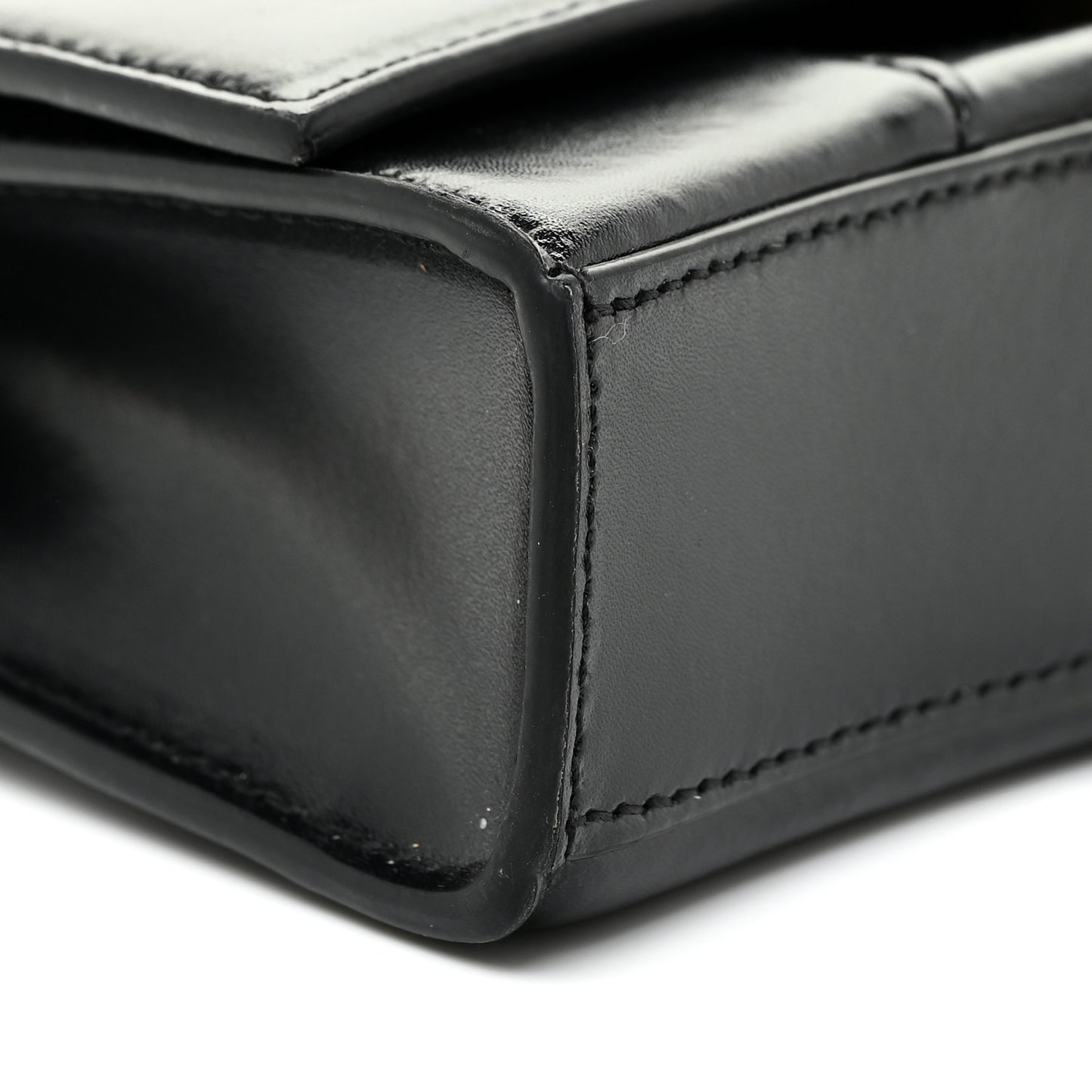Shiny Box Calfskin Hourglass Chain Bag Black