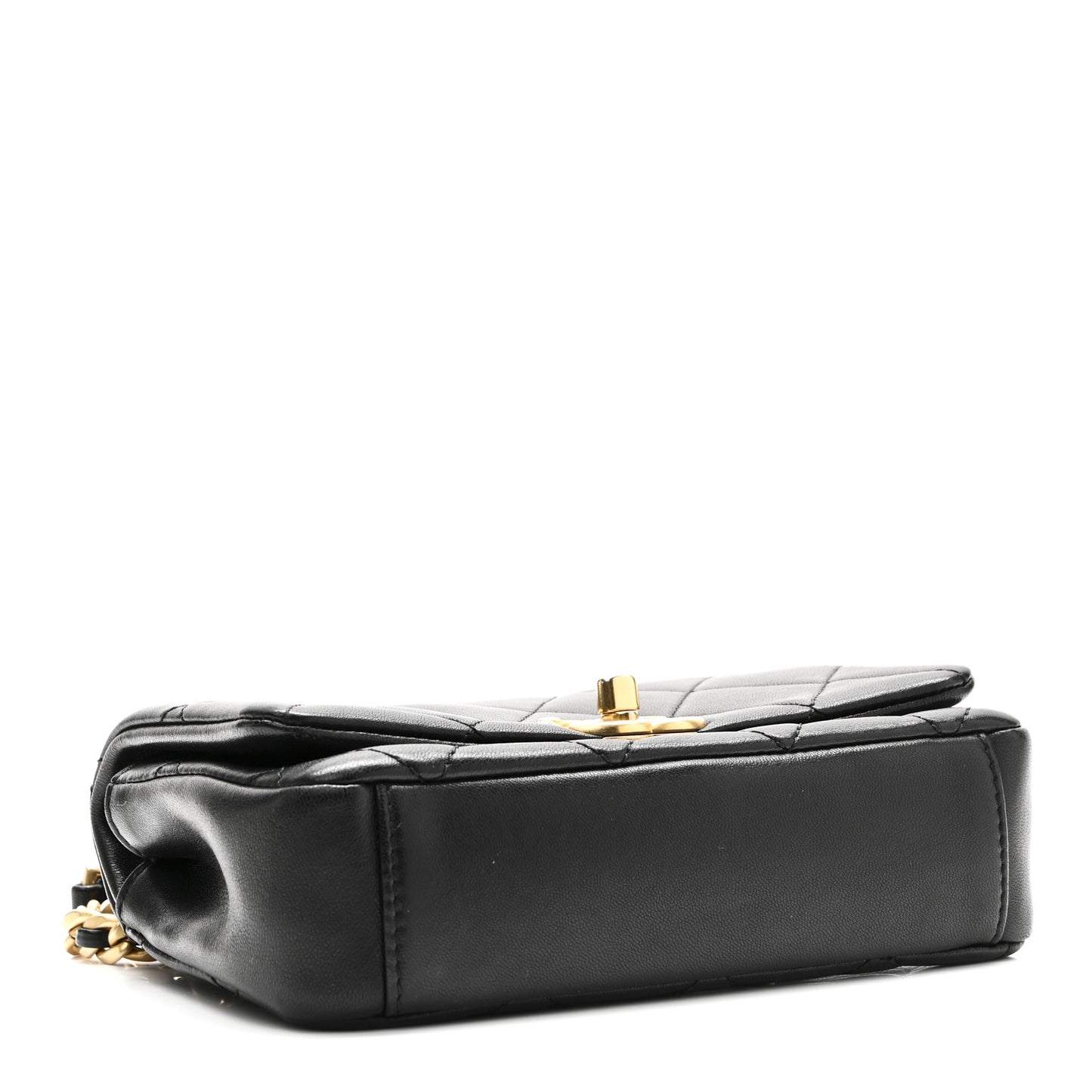 Shiny Lambskin Small Chain Is More Flap Black