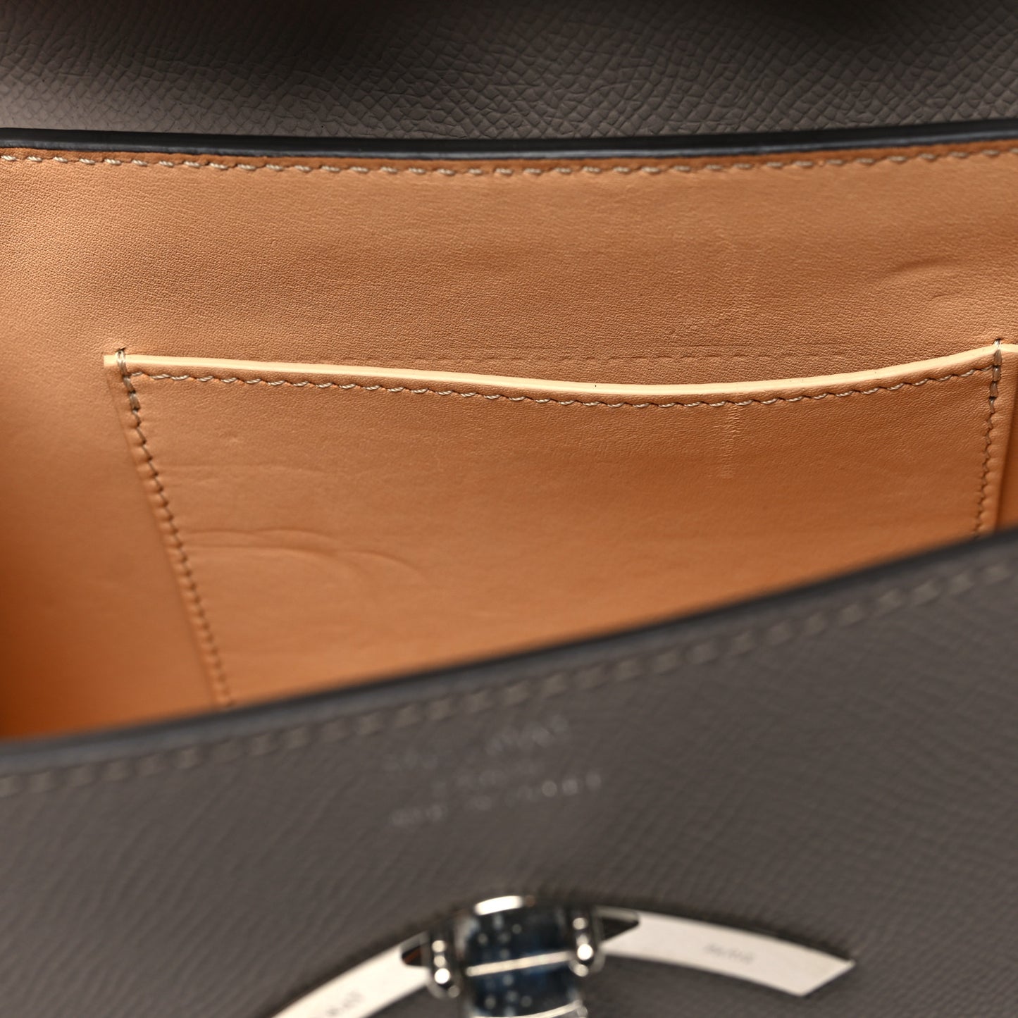Carat Calfskin Gabrielle BB Tourterelle