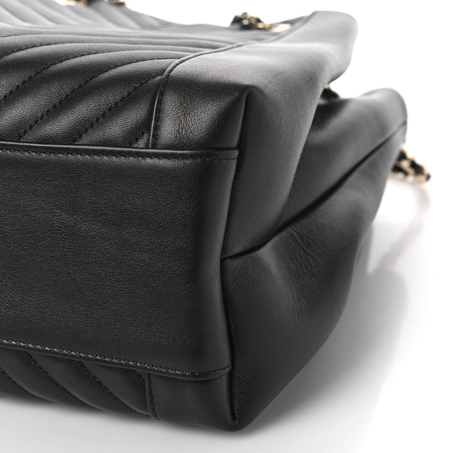 Calfskin Quilted Daily Chevron Drawstring Bag Black