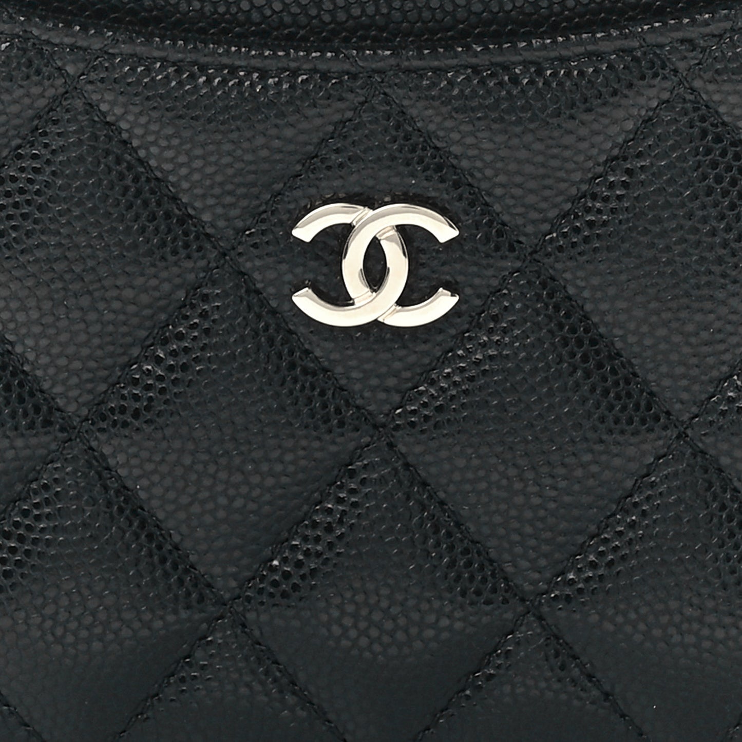 Caviar Quilted CC Zip Card Holder Black