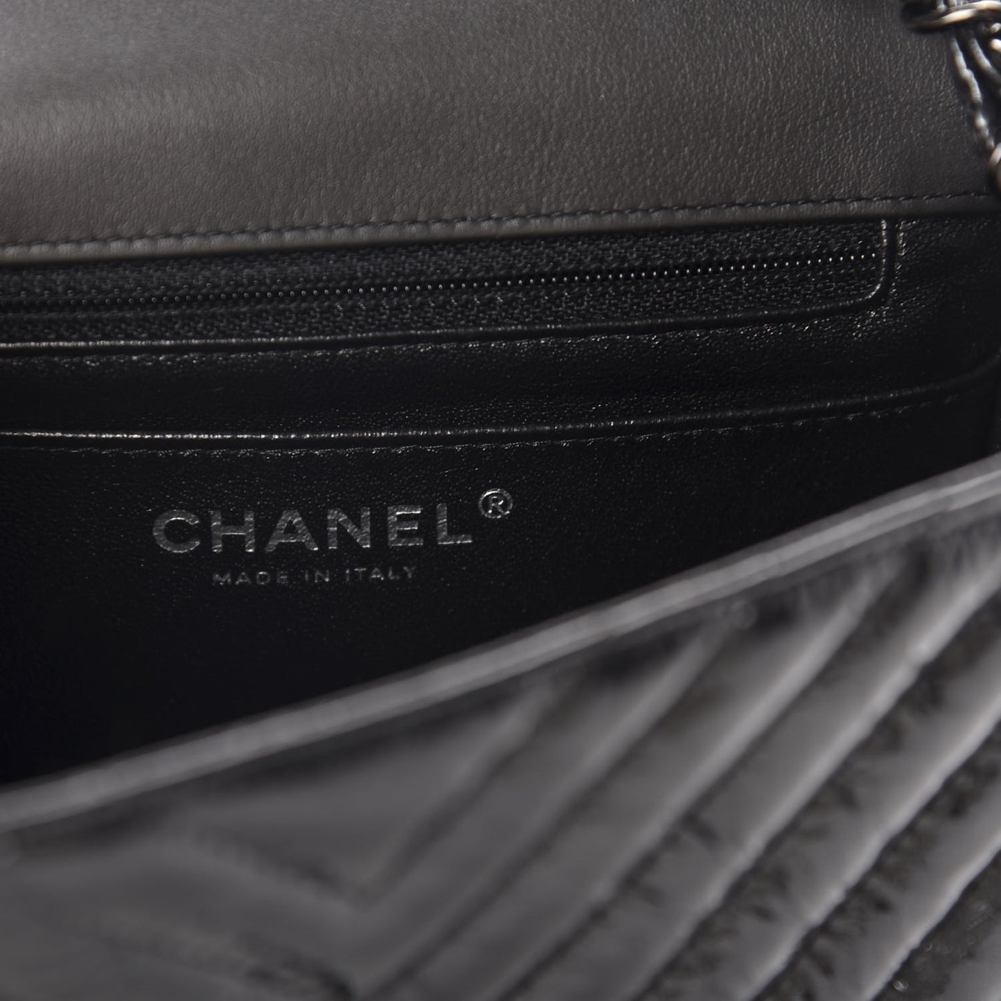 Metallic Patent Crumpled Calfskin Chevron Quilted Mini Square Flap Black