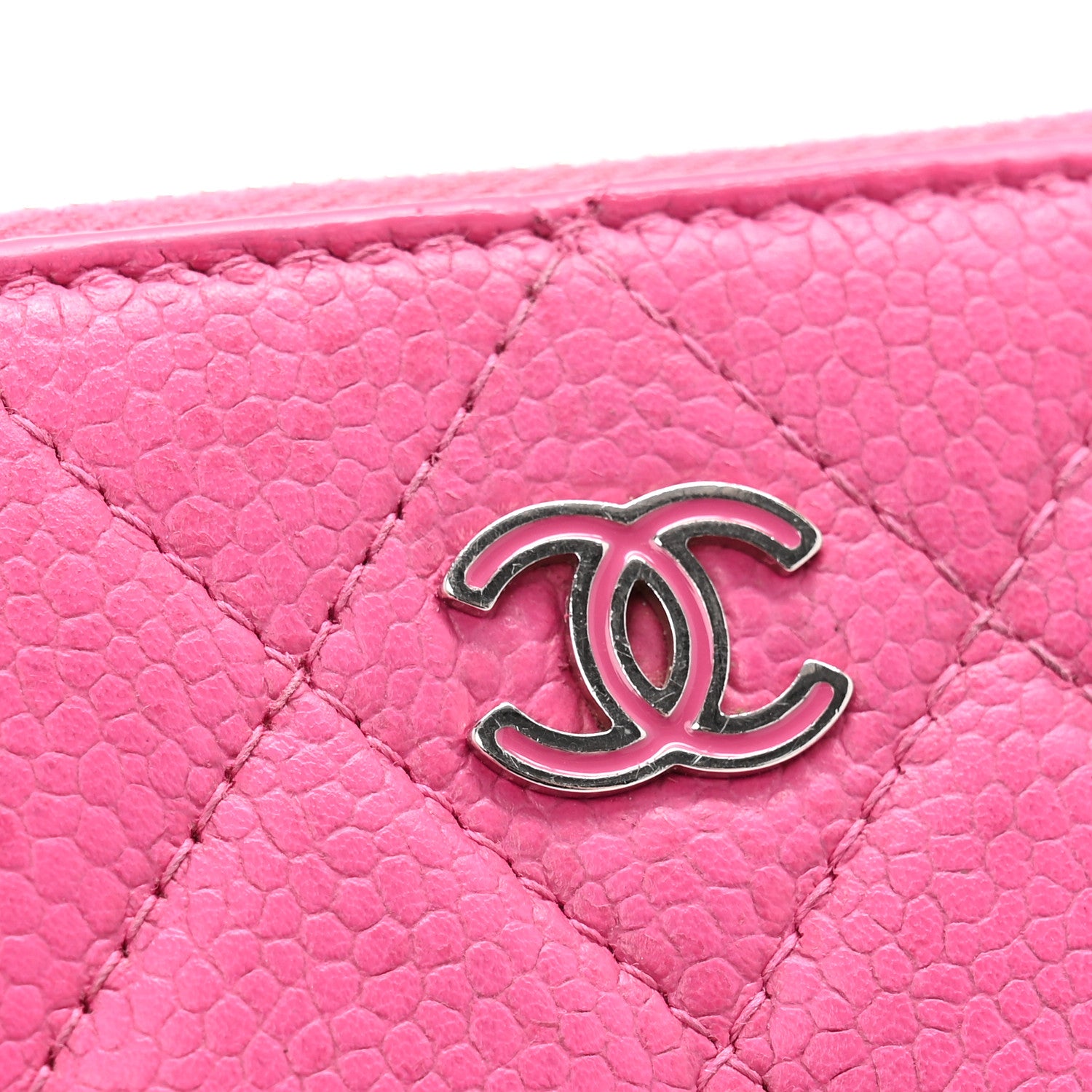 CHANEL 財布　ピンク⭐︎ Chanel Caviar Quilted Compact Zipped Wallet Pink 1738225