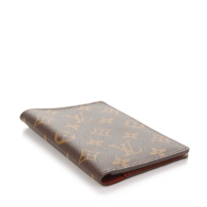Louis Vuitton Monogram Passport Cover 4 of 7